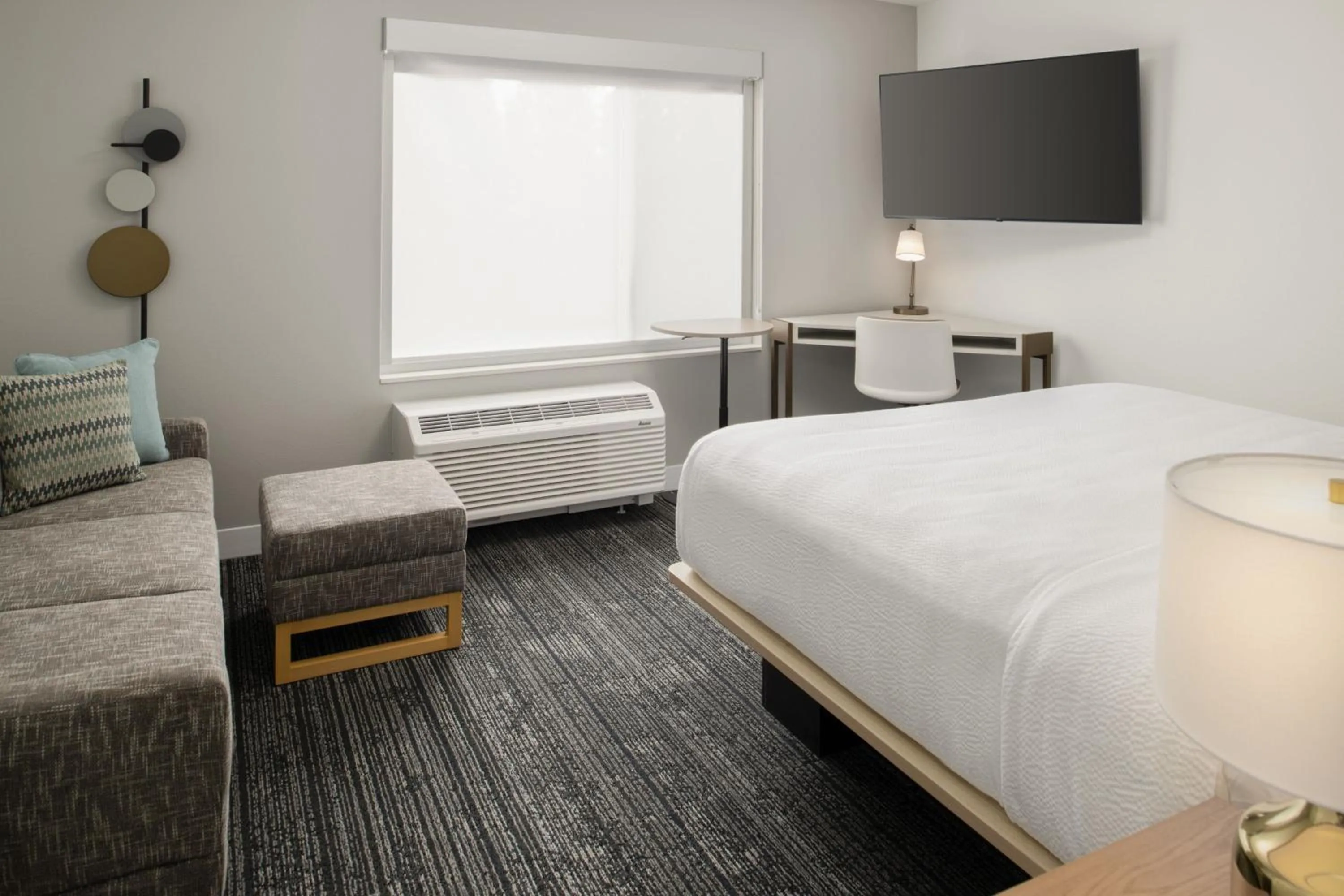 Photo of the whole room, Bed in TownePlace Suites by Marriott Eugene