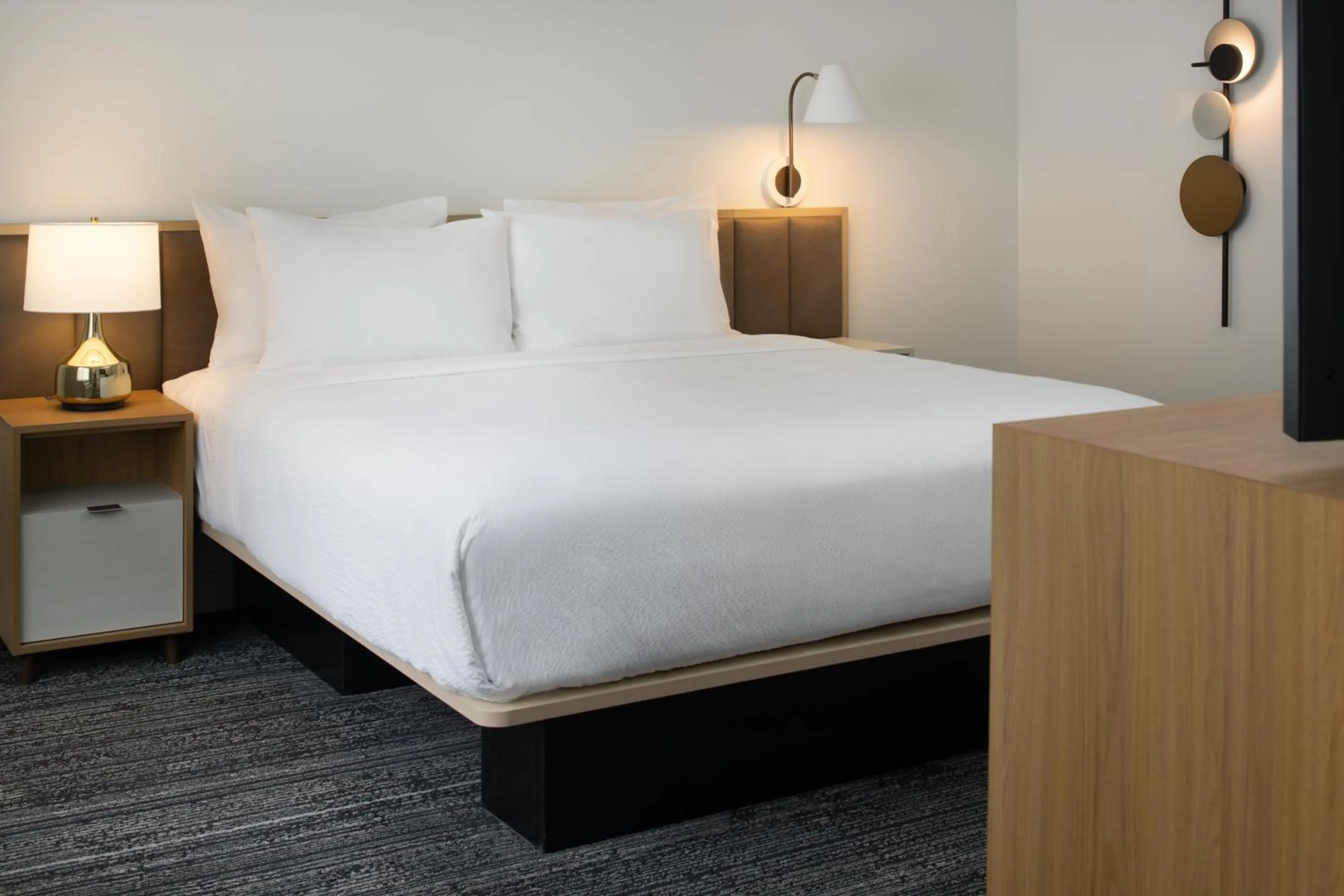 Bedroom, Bed in TownePlace Suites by Marriott Eugene