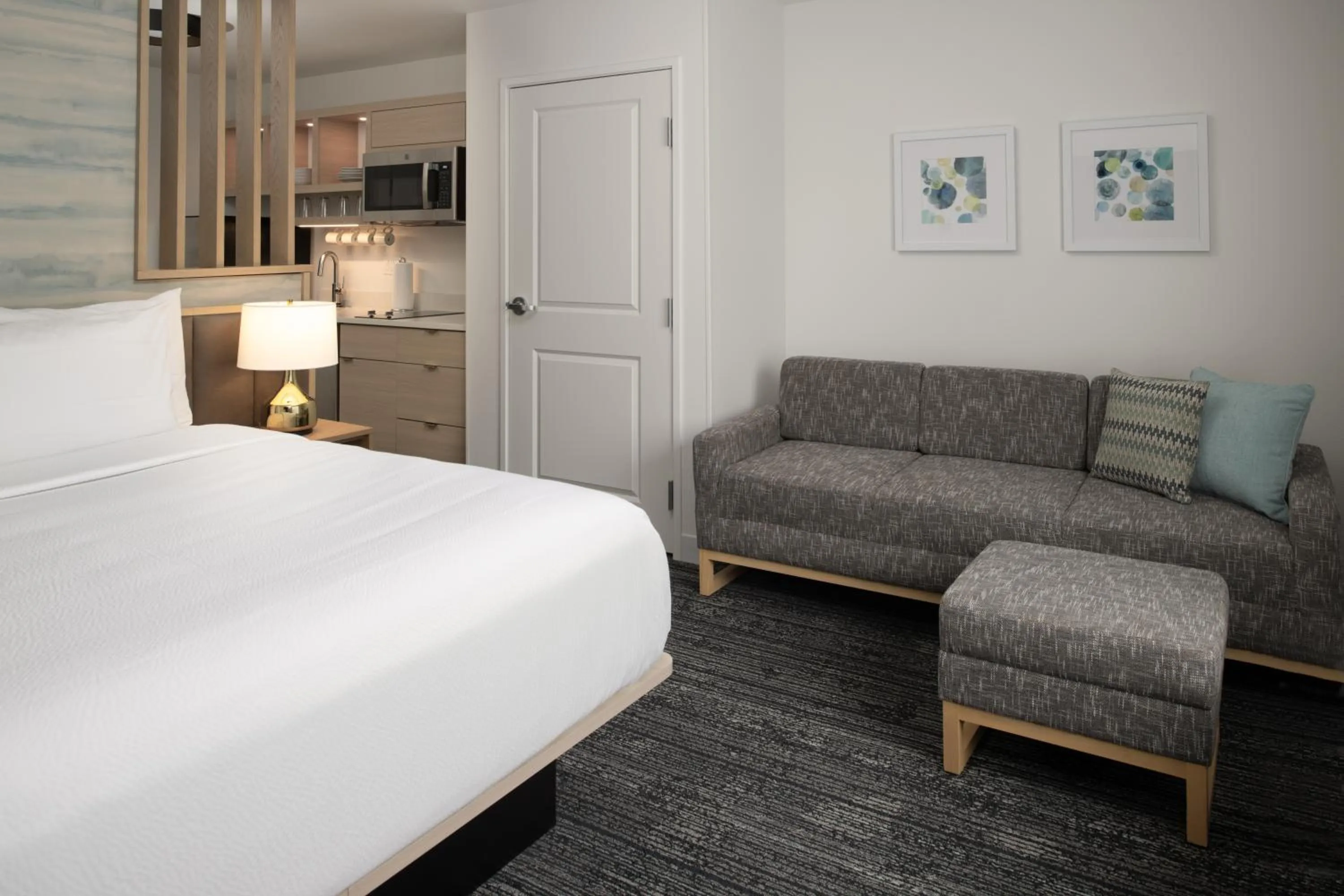 Photo of the whole room, Bed in TownePlace Suites by Marriott Eugene