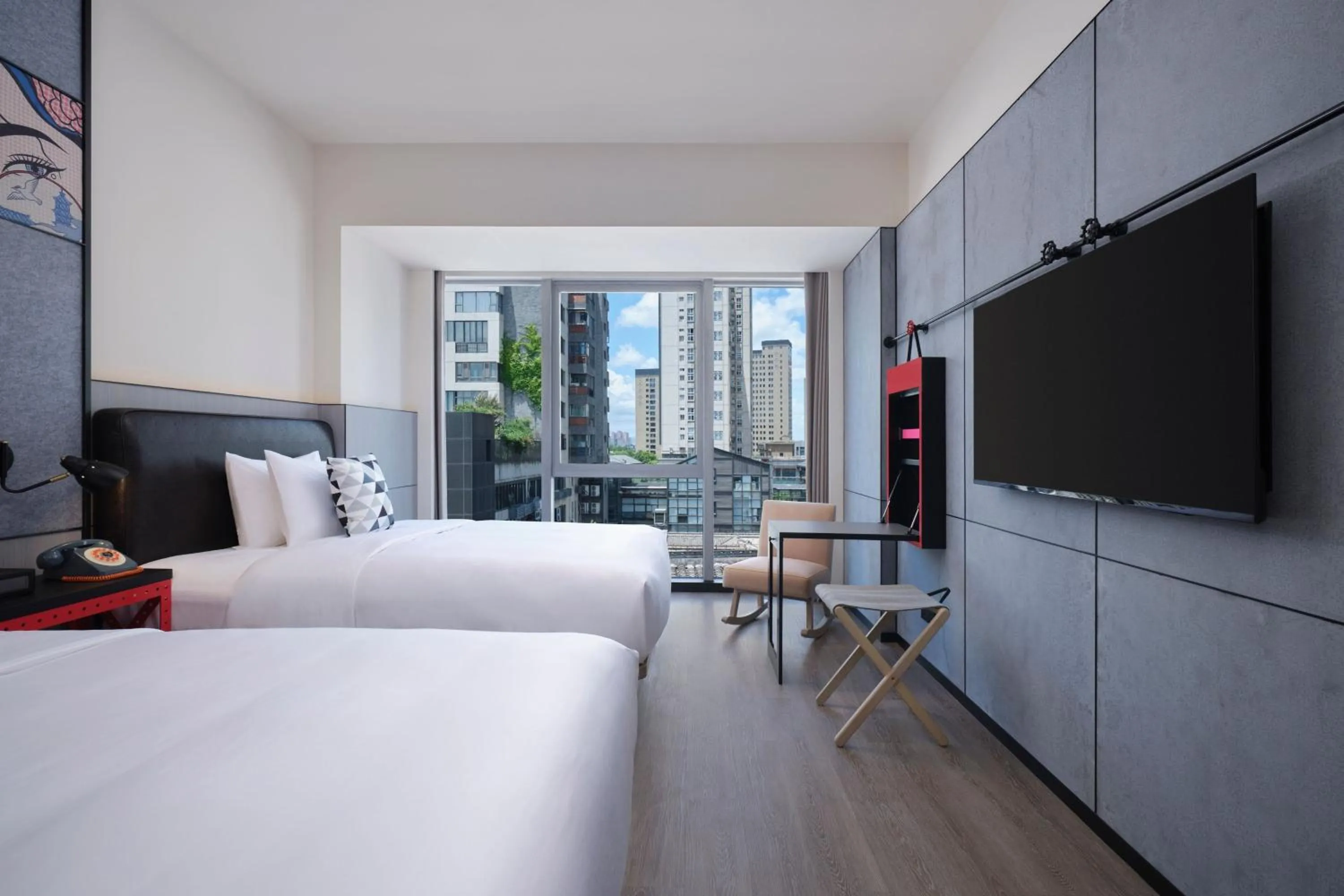 Photo of the whole room, Bed in Moxy Ningbo Old Bund