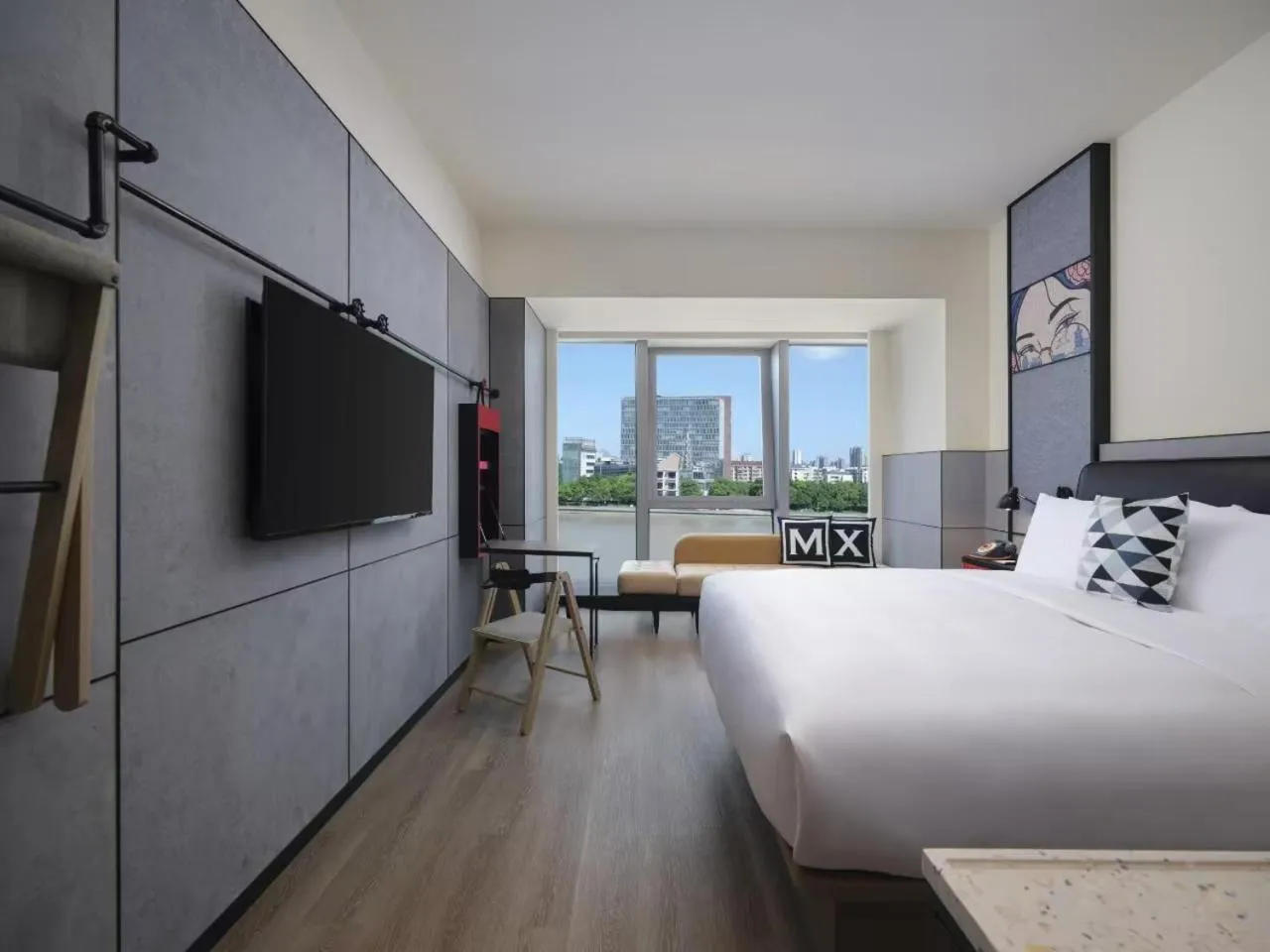 Photo of the whole room, Bed in Moxy Ningbo Old Bund