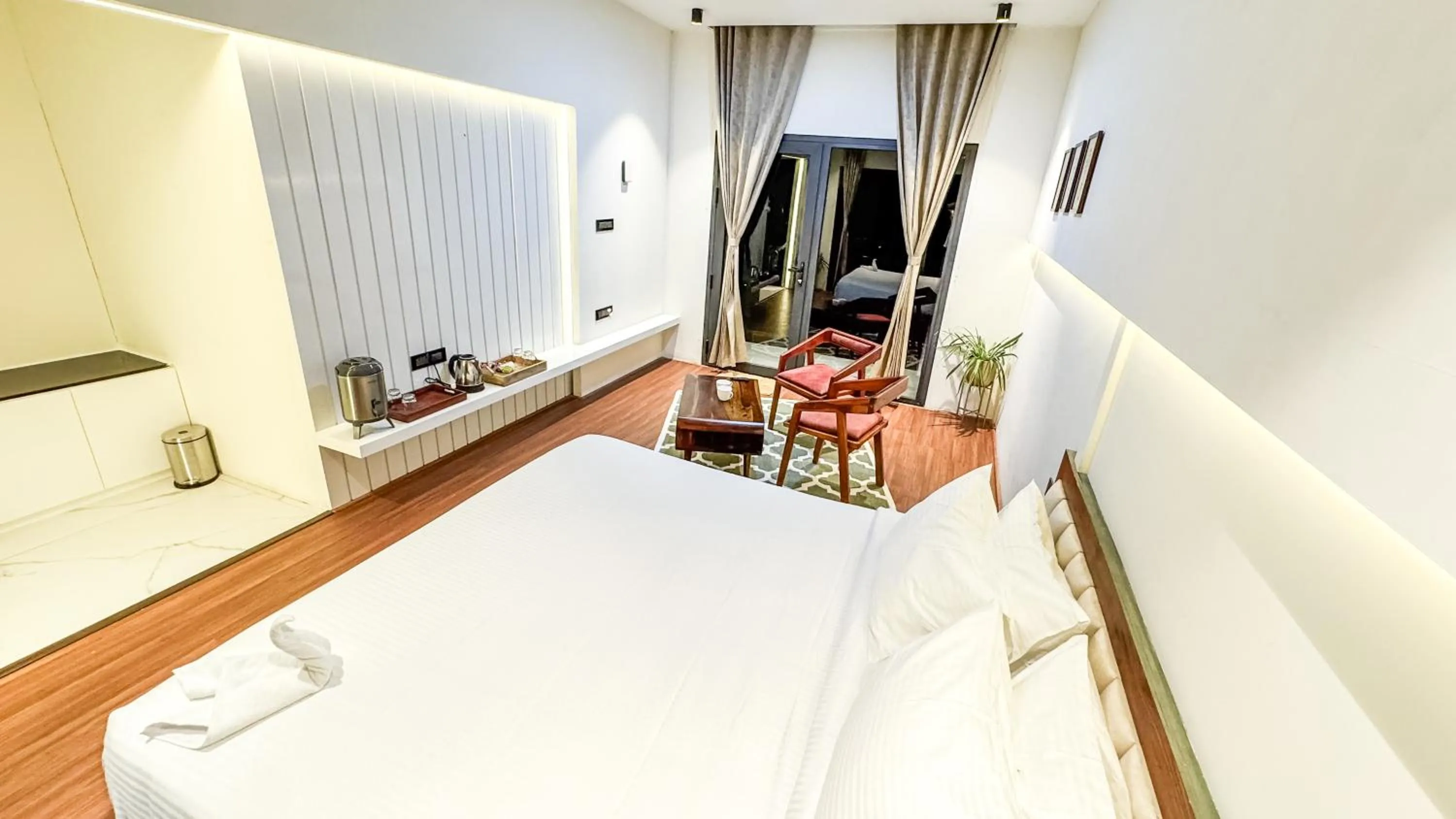 Bedroom, Bed in Tomorrowland Farms and Suites