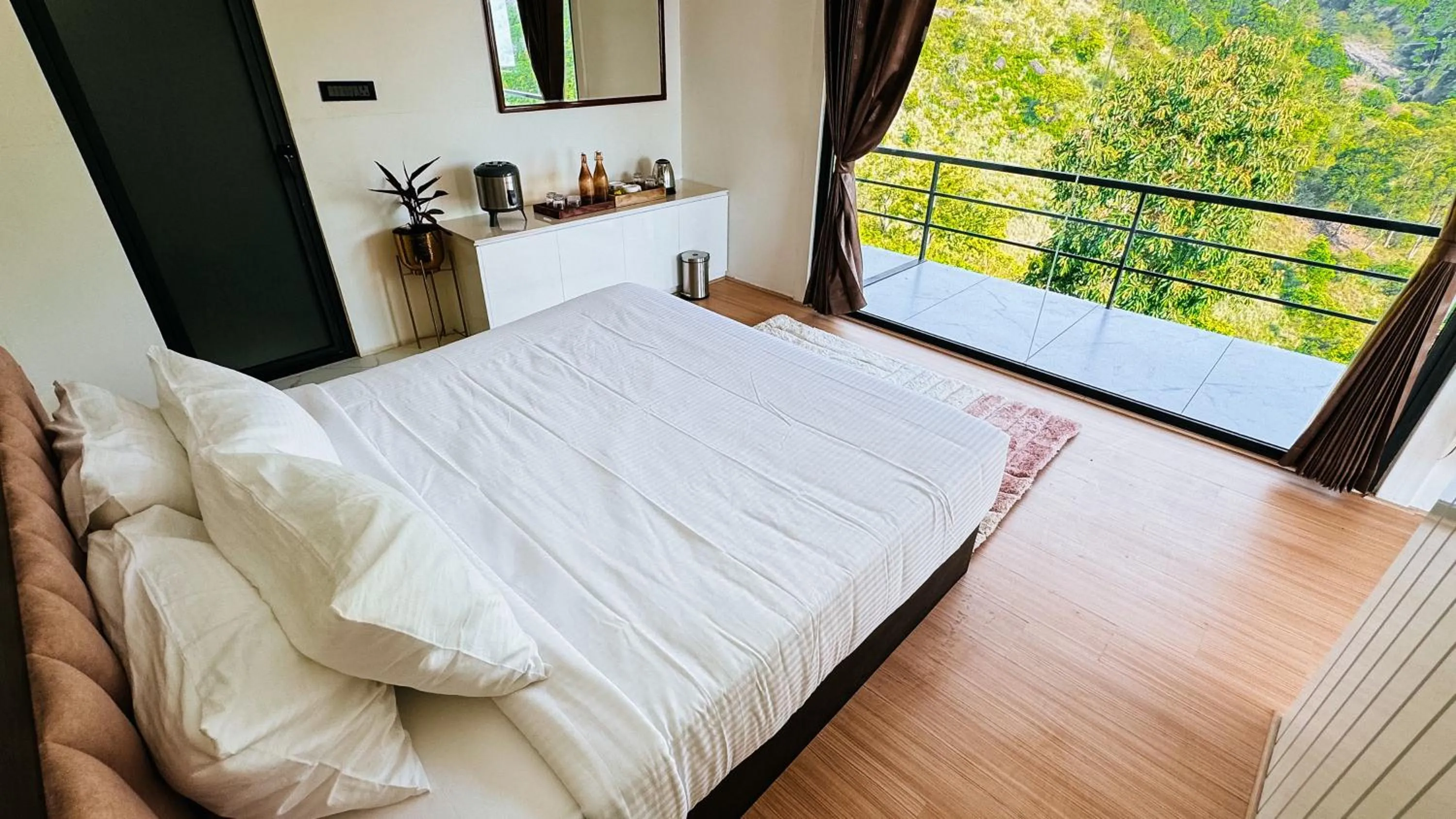 Bed in Tomorrowland Farms and Suites