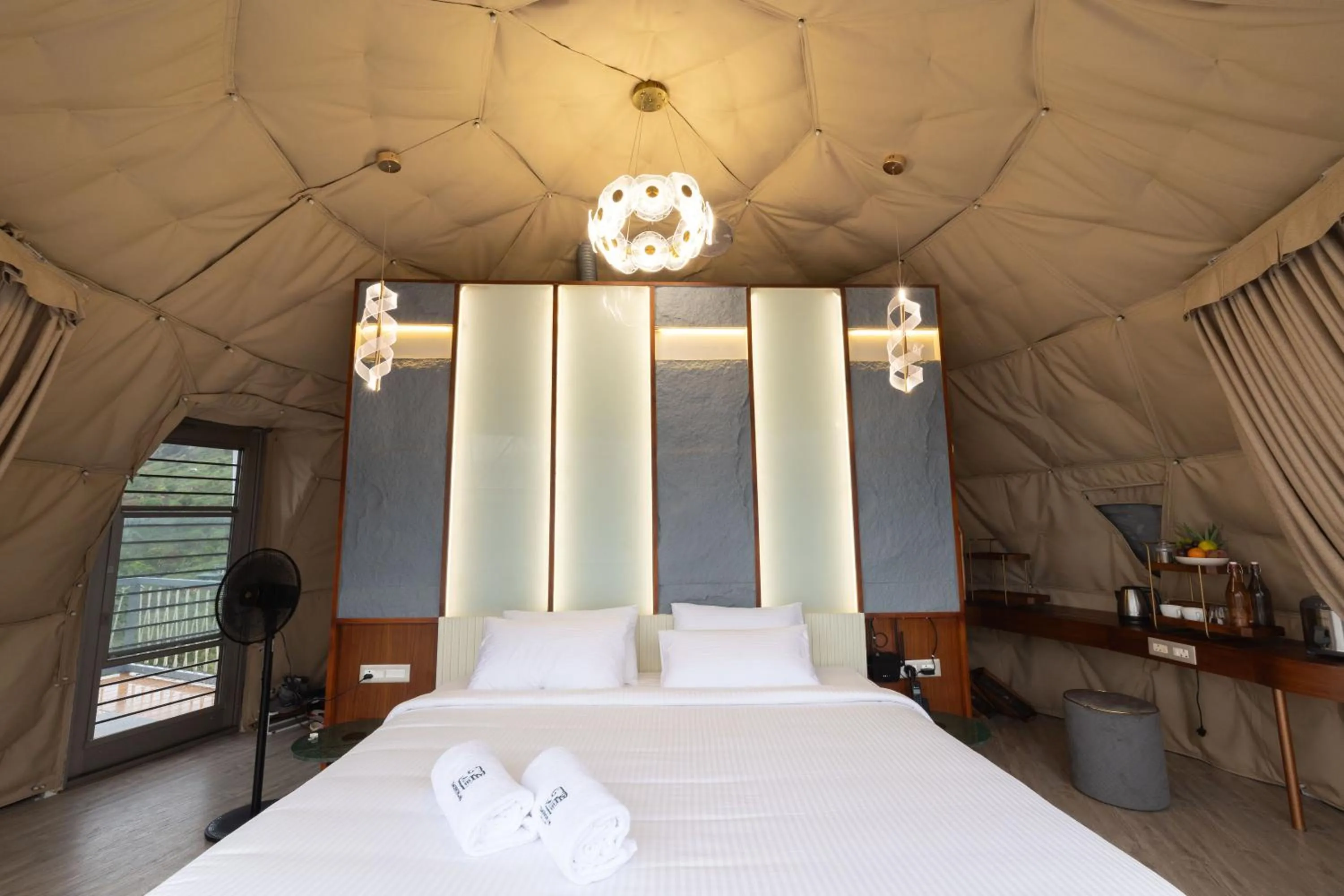 Bed in Tomorrowland Farms and Suites