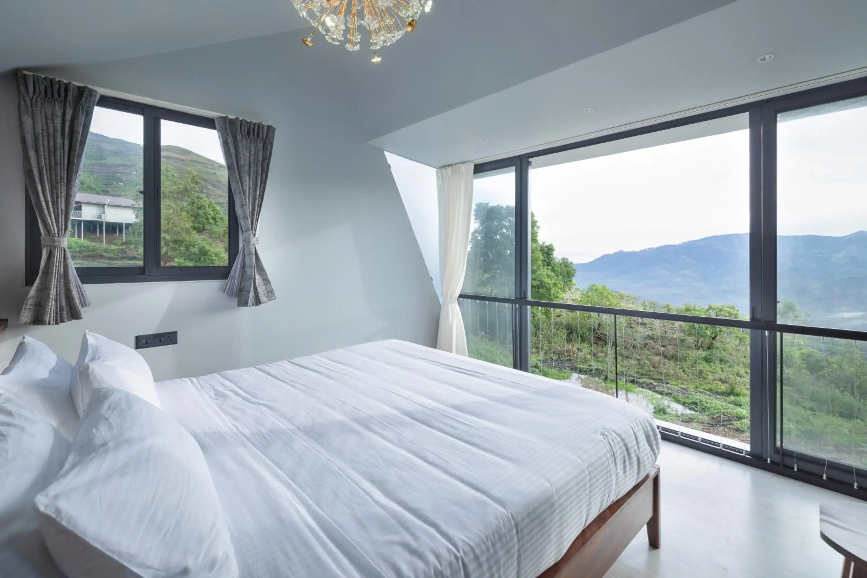 Bed in Tomorrowland Farms and Suites Bed in Tomorrowland Farms and Suites