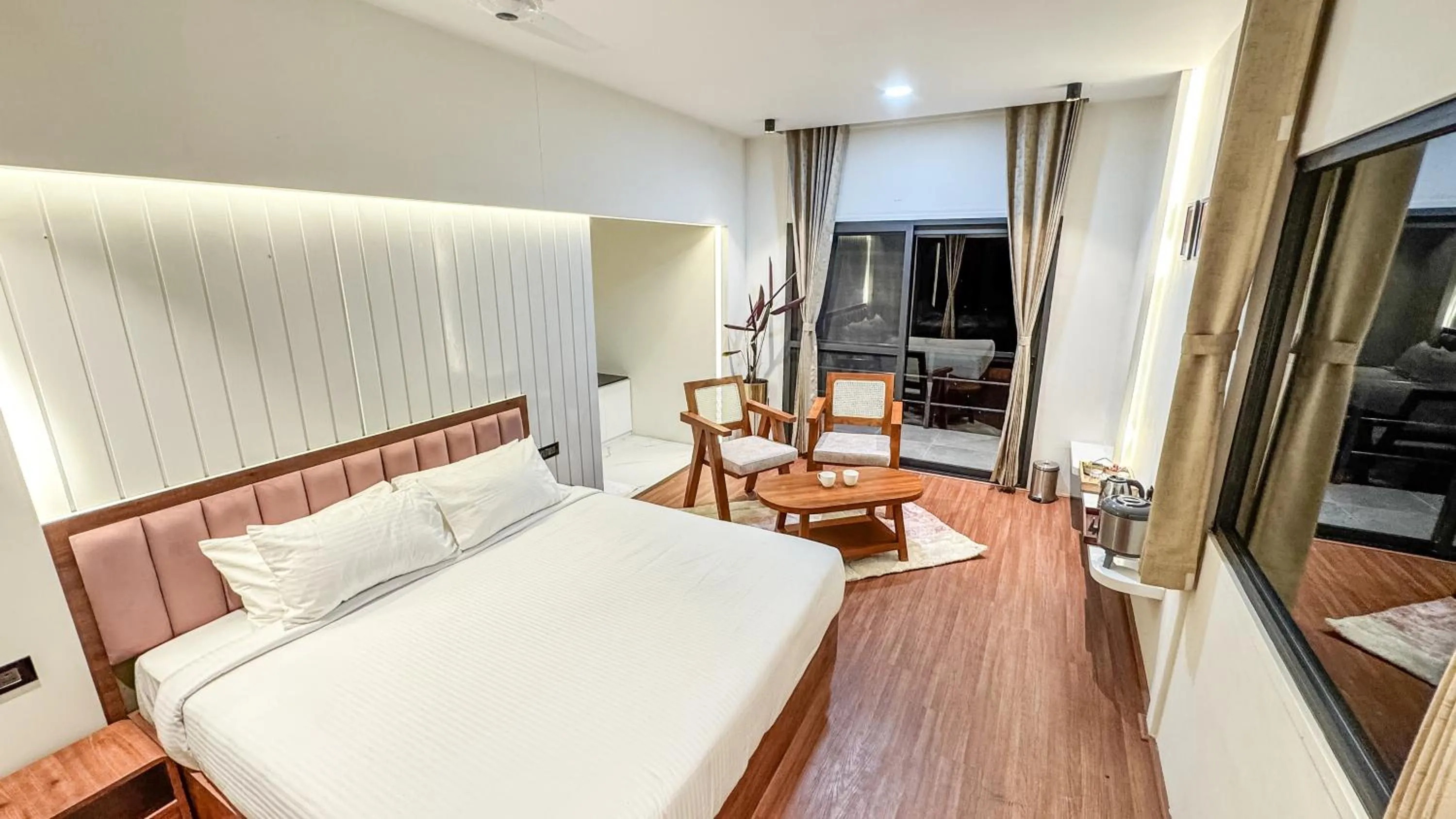 Bedroom, Bed in Tomorrowland Farms and Suites