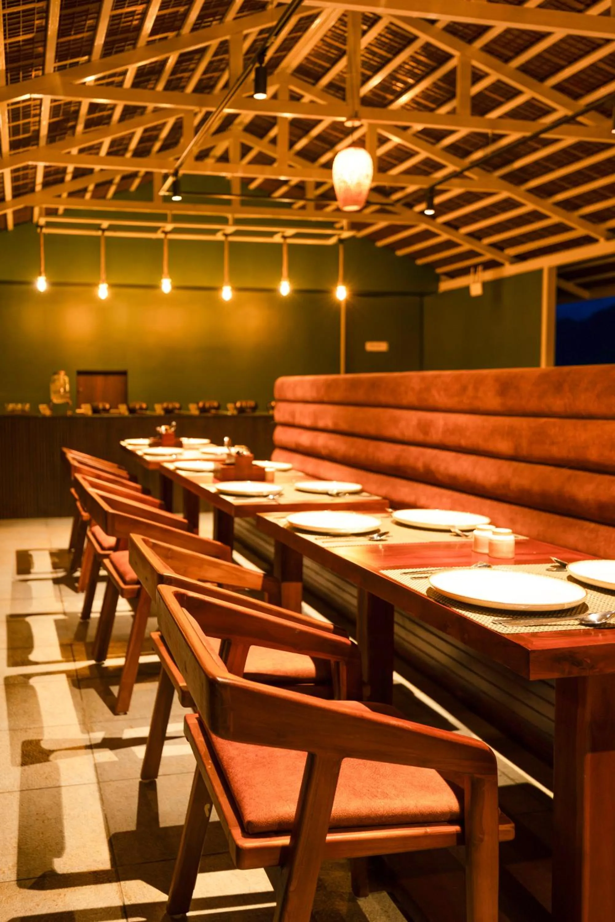 Restaurant/places to eat in Tomorrowland Farms and Suites