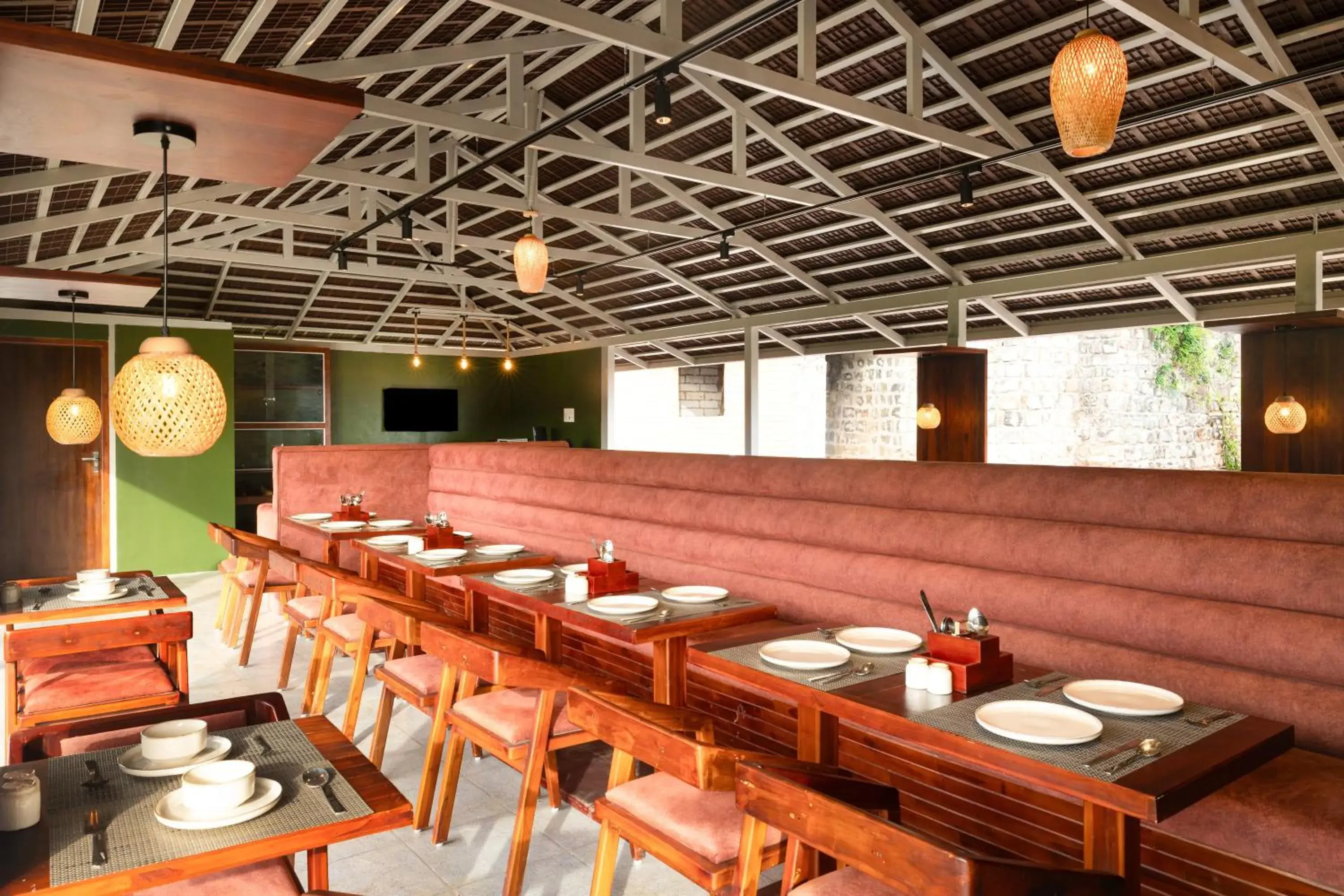 Restaurant/places to eat in Tomorrowland Farms and Suites Restaurant/places to eat in Tomorrowland Farms and Suites