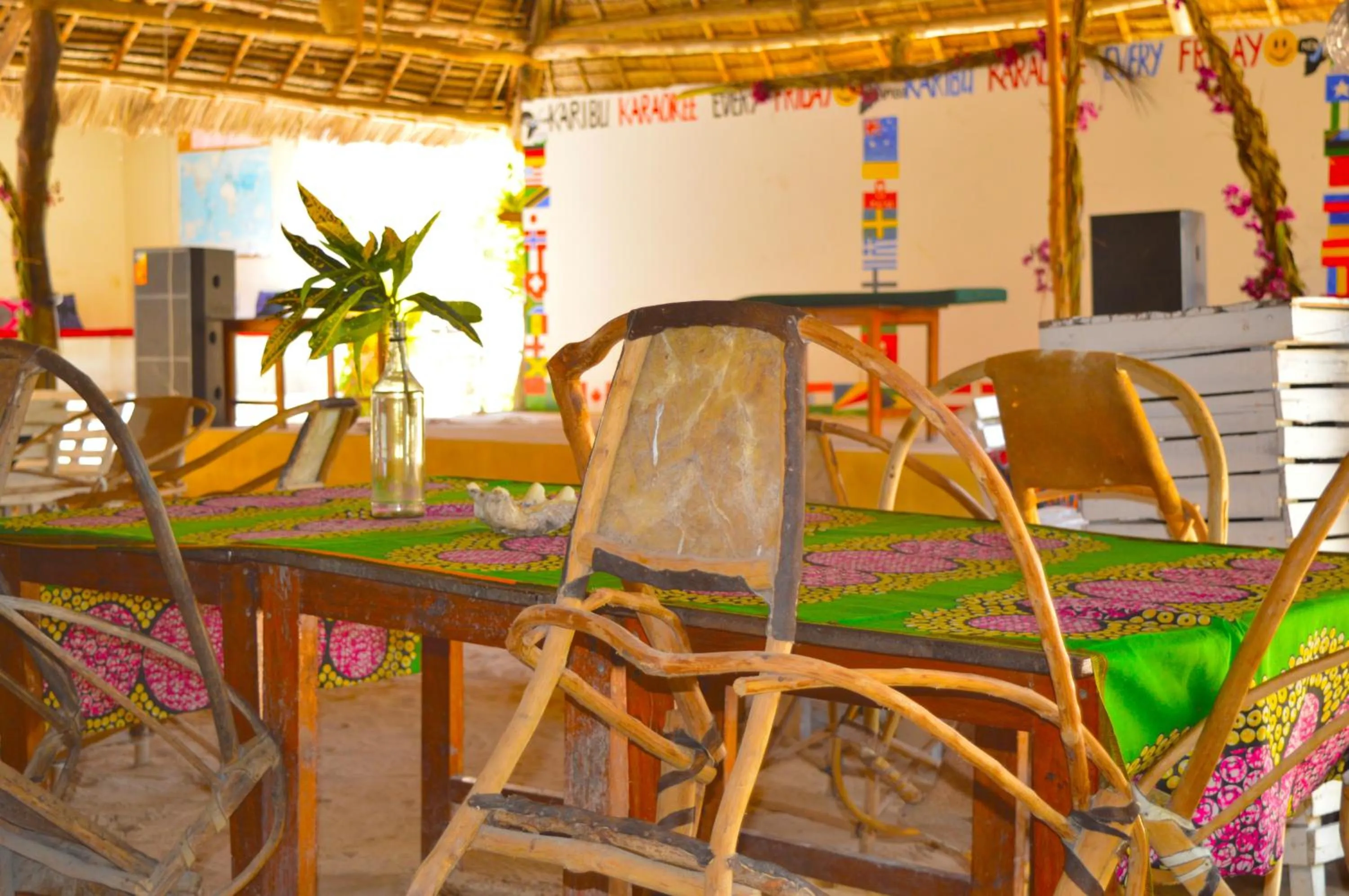 Restaurant/places to eat in New Jambo Bungalows