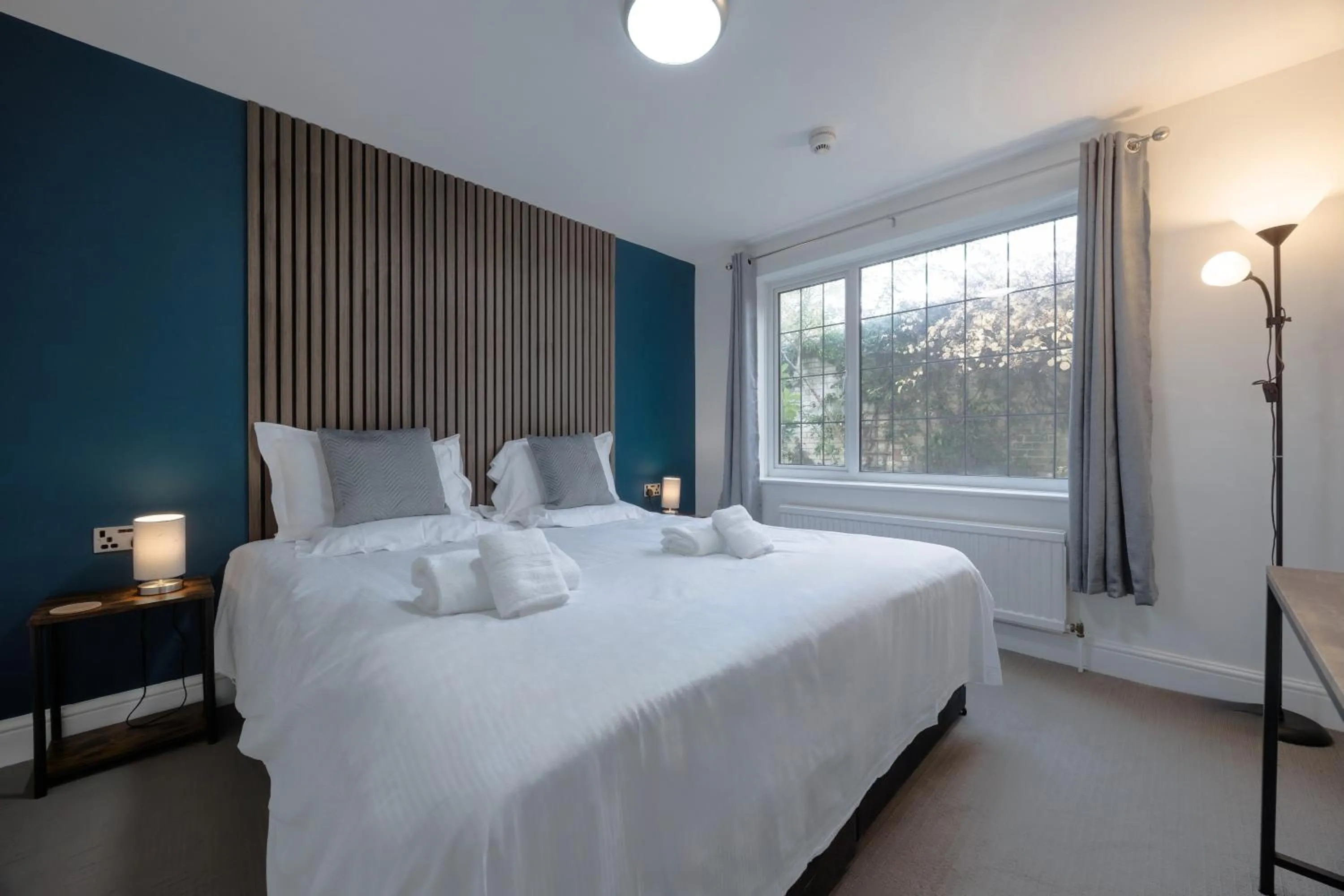 Bedroom, Bed in Willingham House