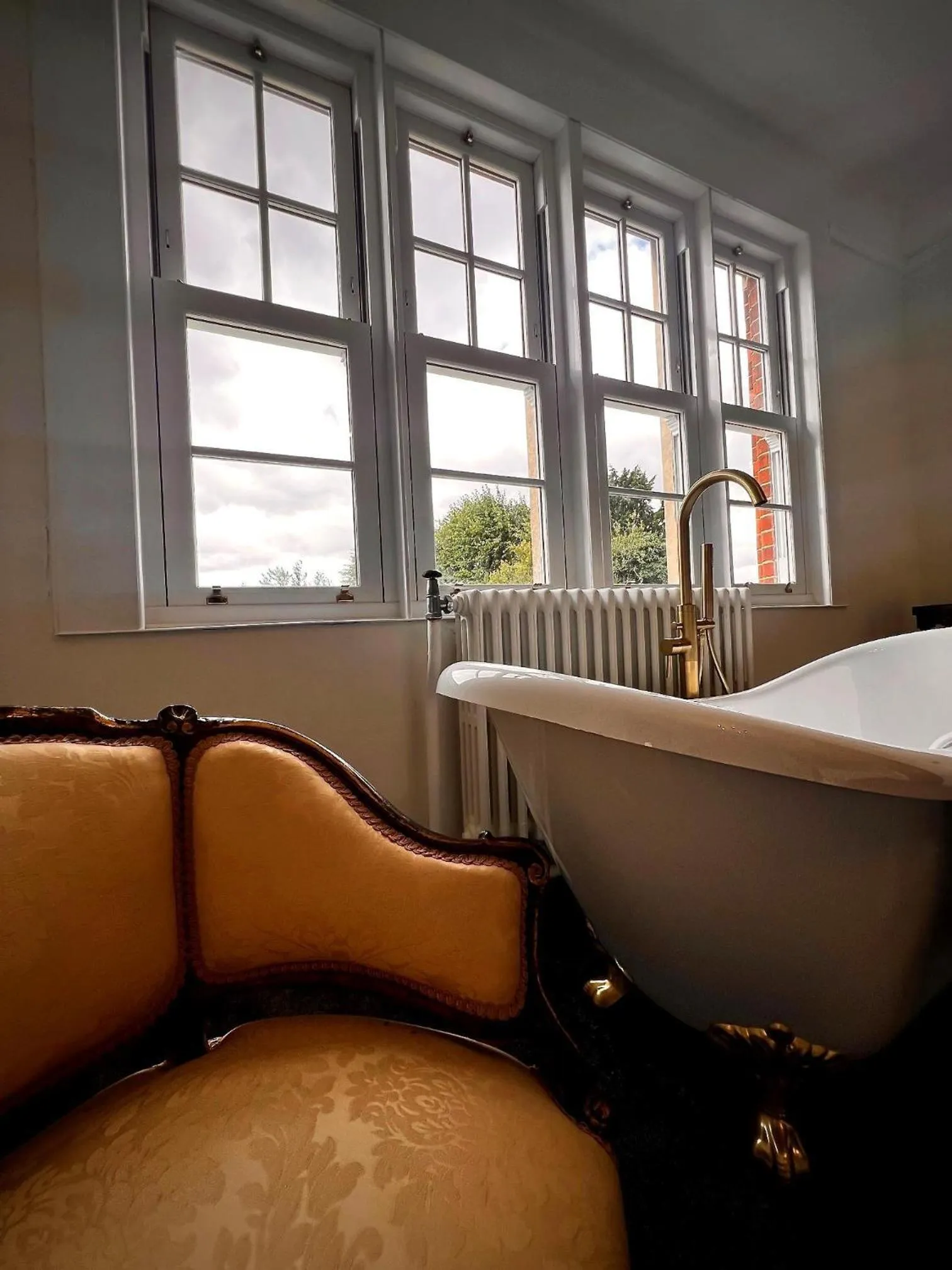 Bedroom, Bed in Willingham House