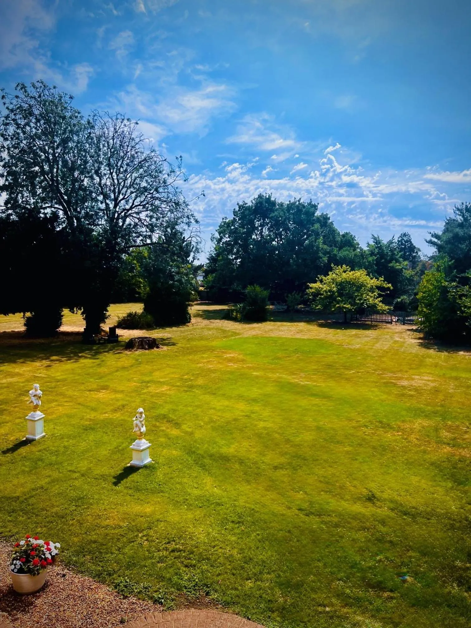Bedroom in Willingham House