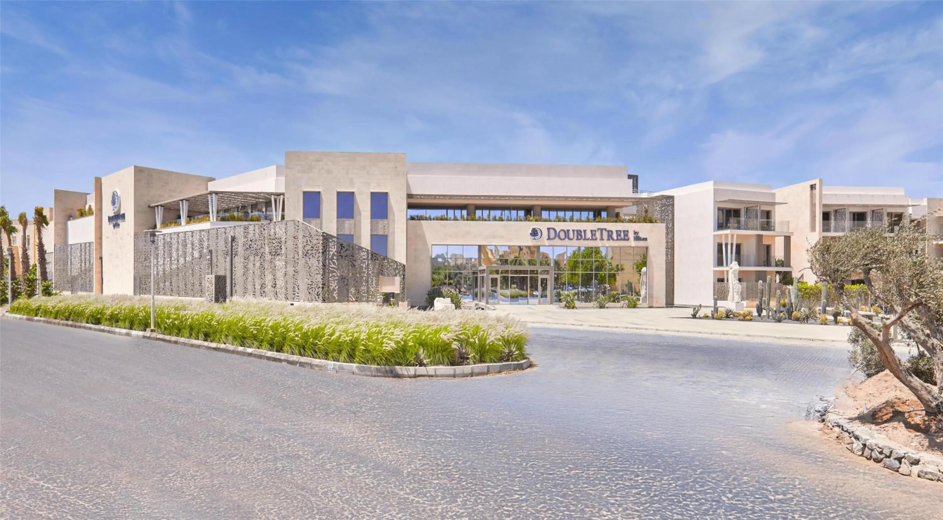 Property building in Doubletree By Hilton Mangroovy El Gouna Resort