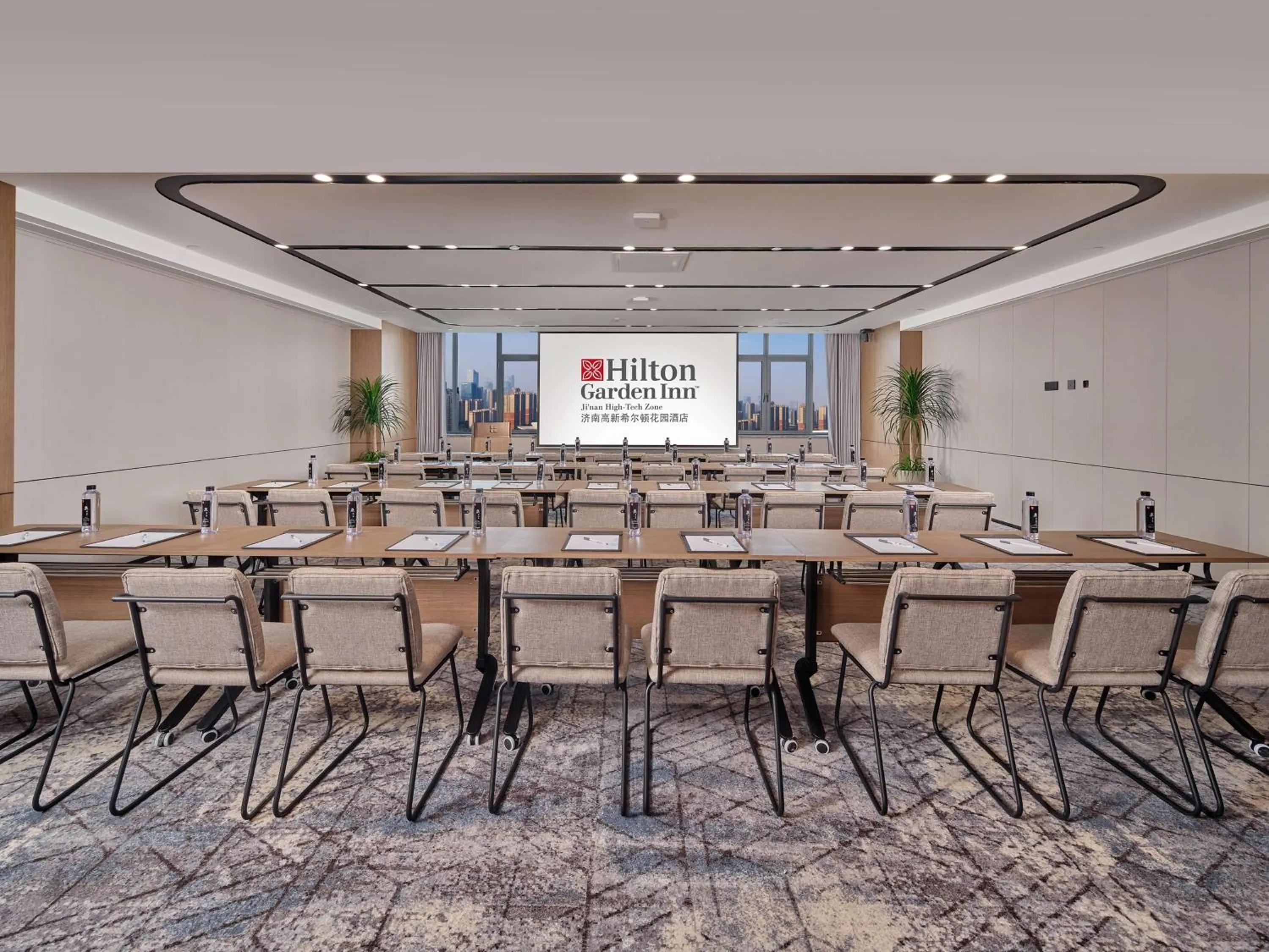Meeting/conference room in Hilton Garden Inn Ji'Nan High-Tech Zone
