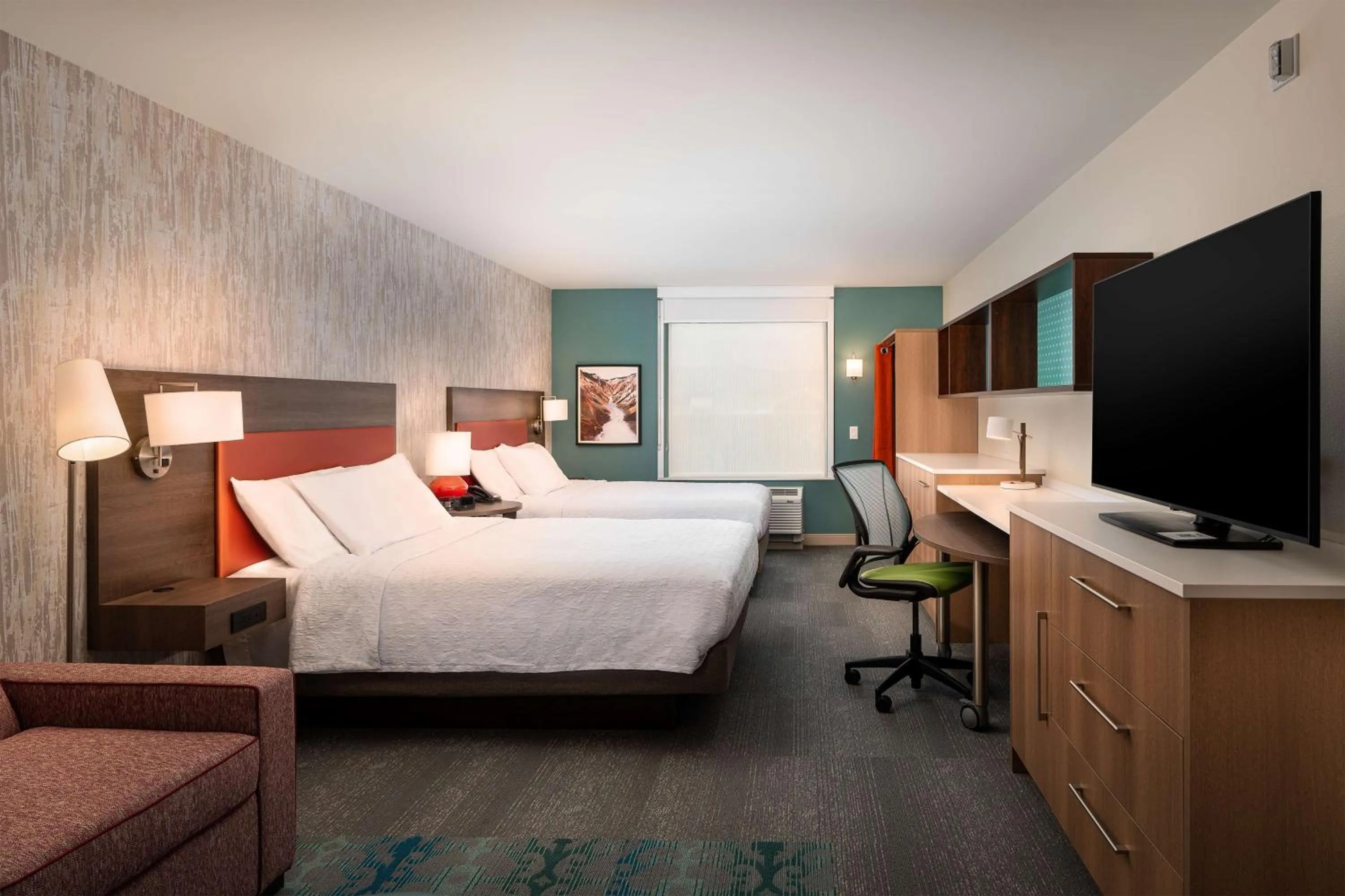 Bed in Home2 Suites by Hilton Bozeman Midtown