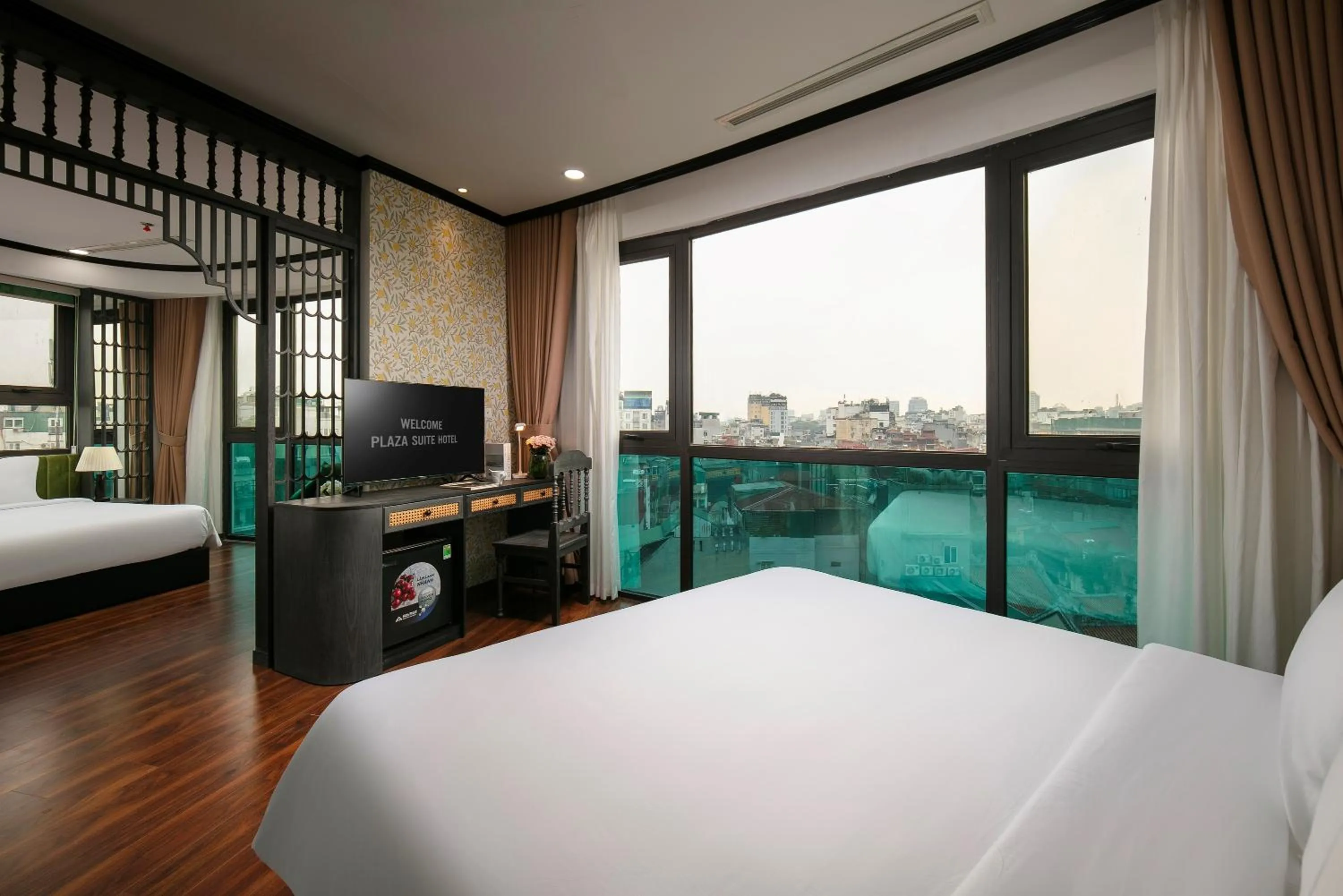 Photo of the whole room, Bed in Hanoi Plaza Suite Hotel & Spa