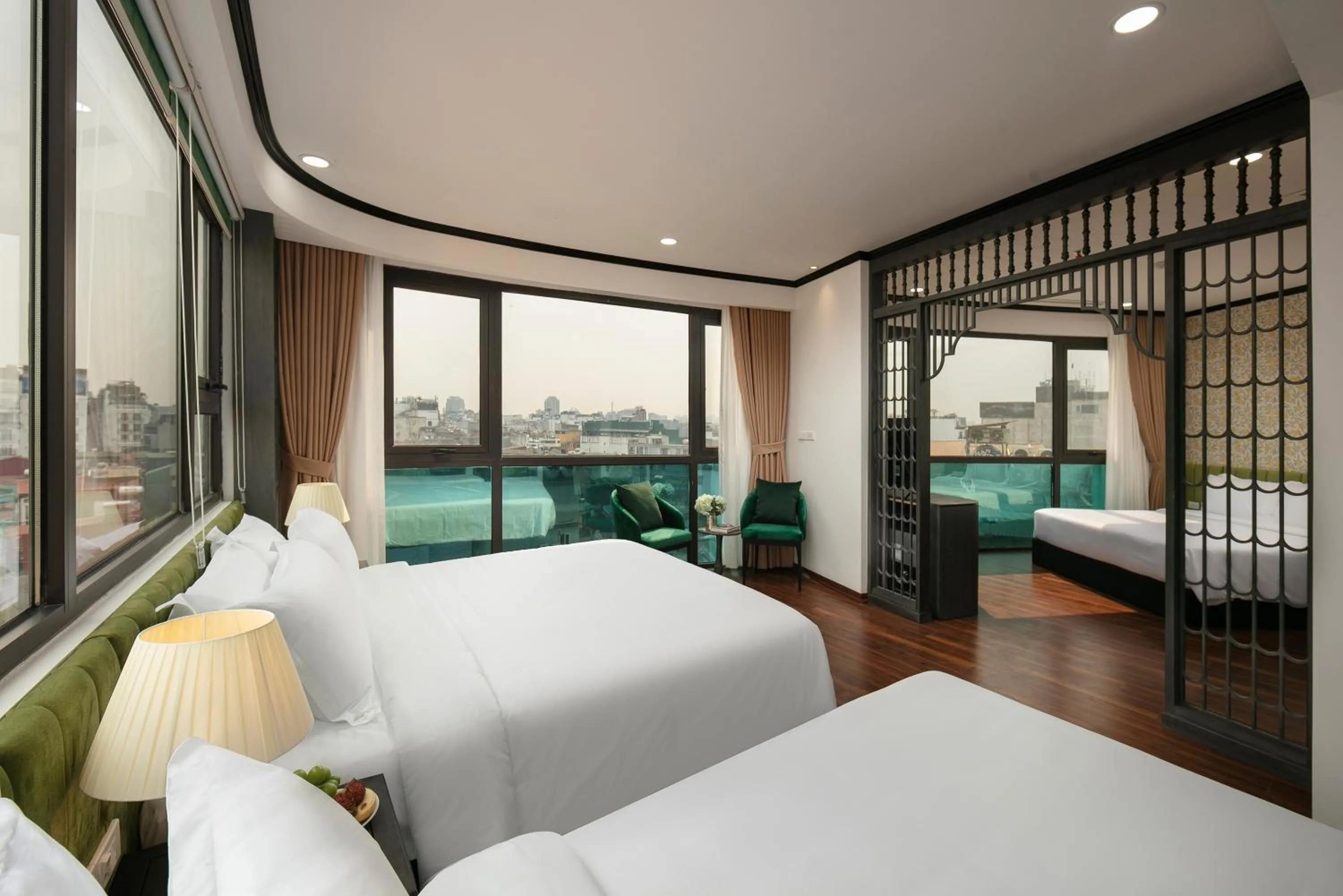 Bed in Hanoi Plaza Suite Hotel & Spa
