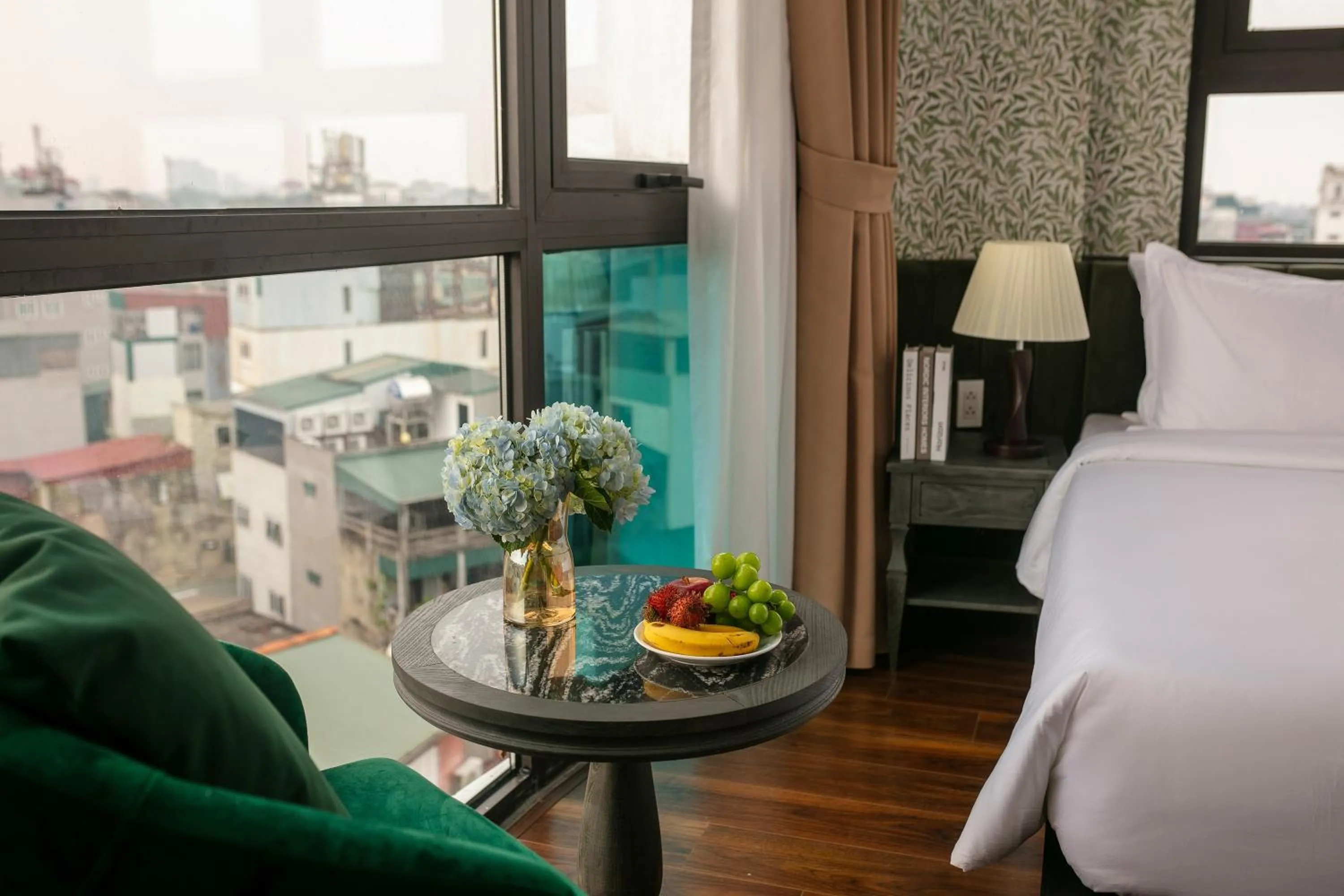 room service, Bed in Hanoi Plaza Suite Hotel & Spa