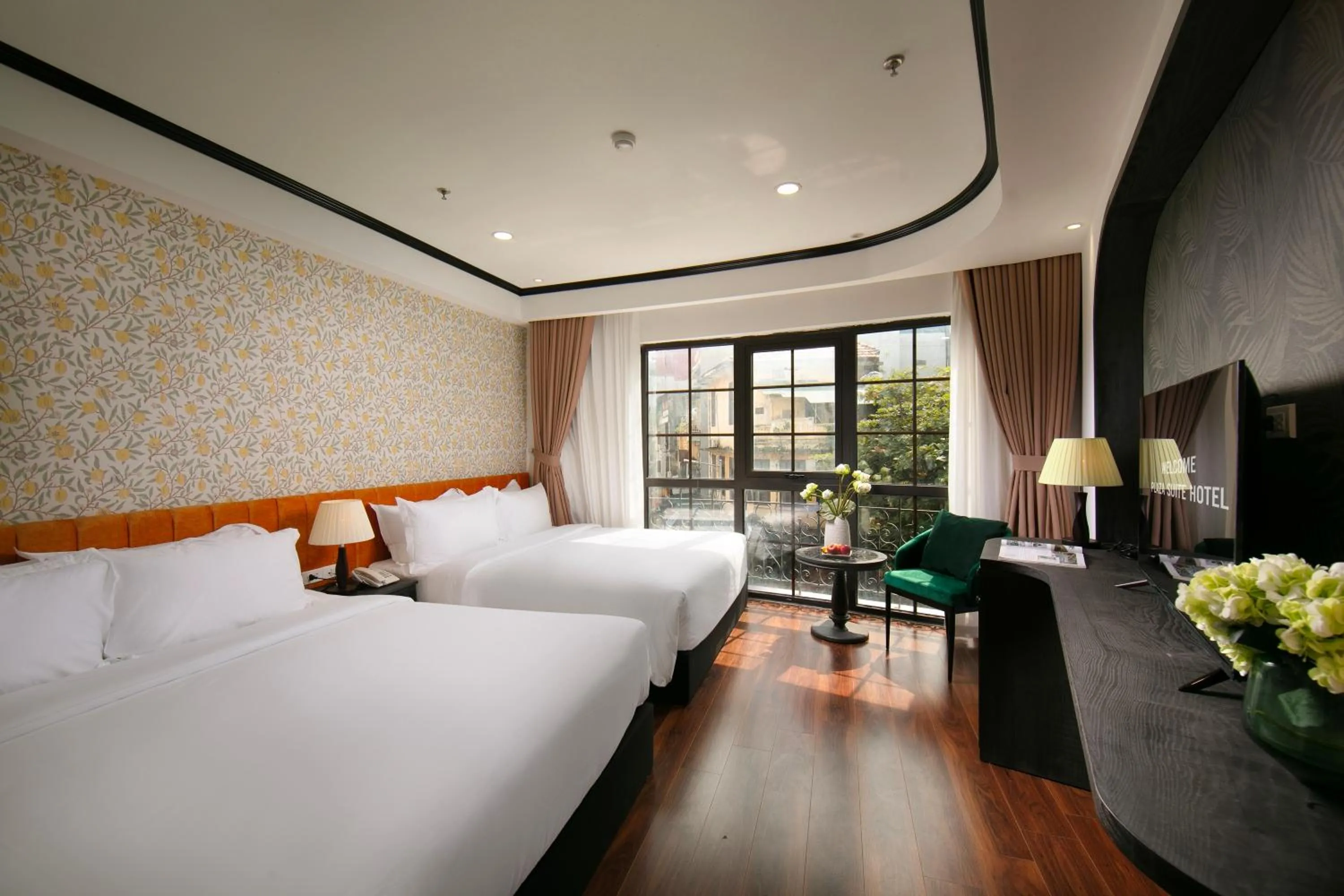 Photo of the whole room, Bed in Hanoi Plaza Suite Hotel & Spa