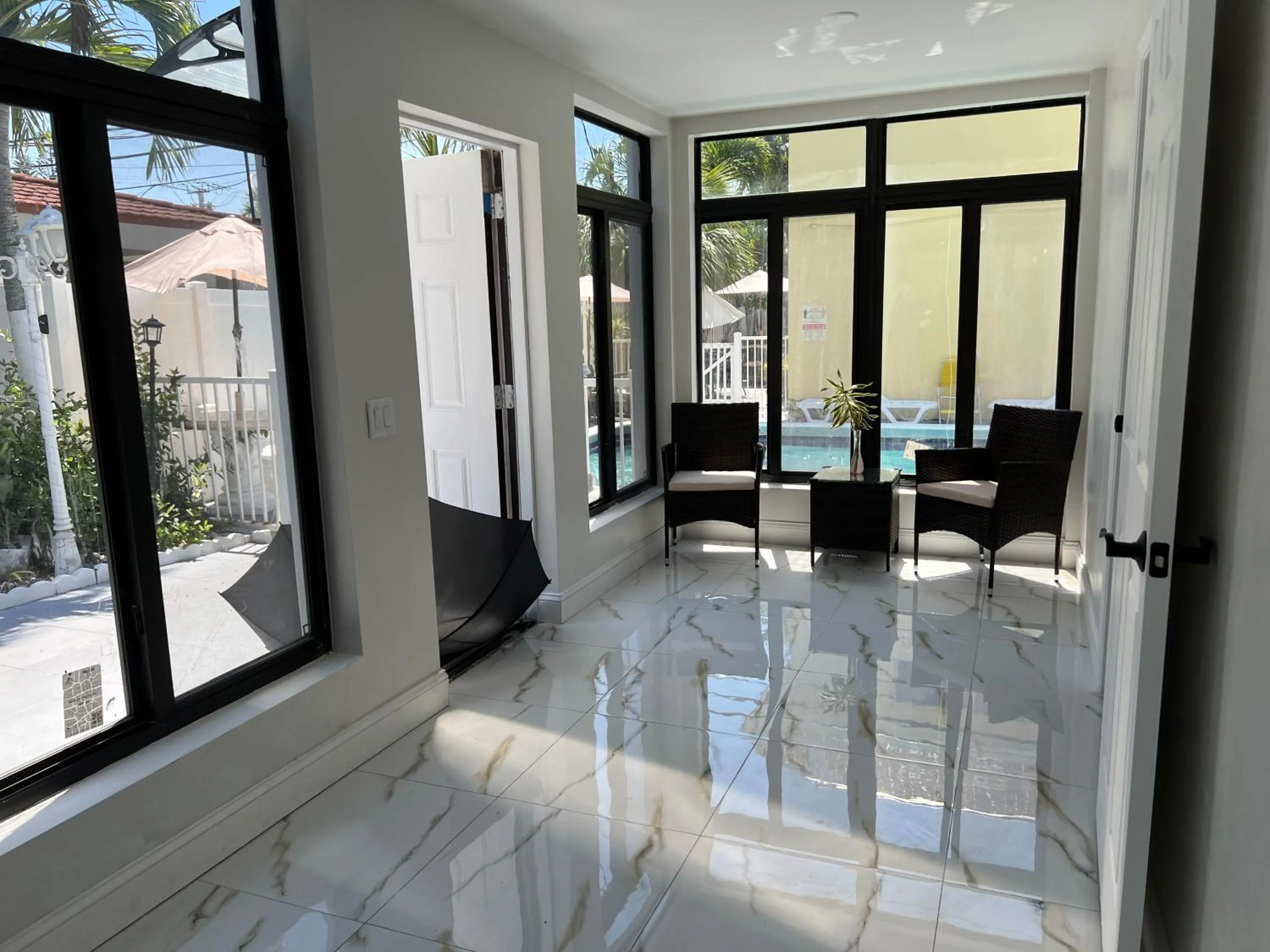 Balcony/Terrace in Dee Jay Beach Resort