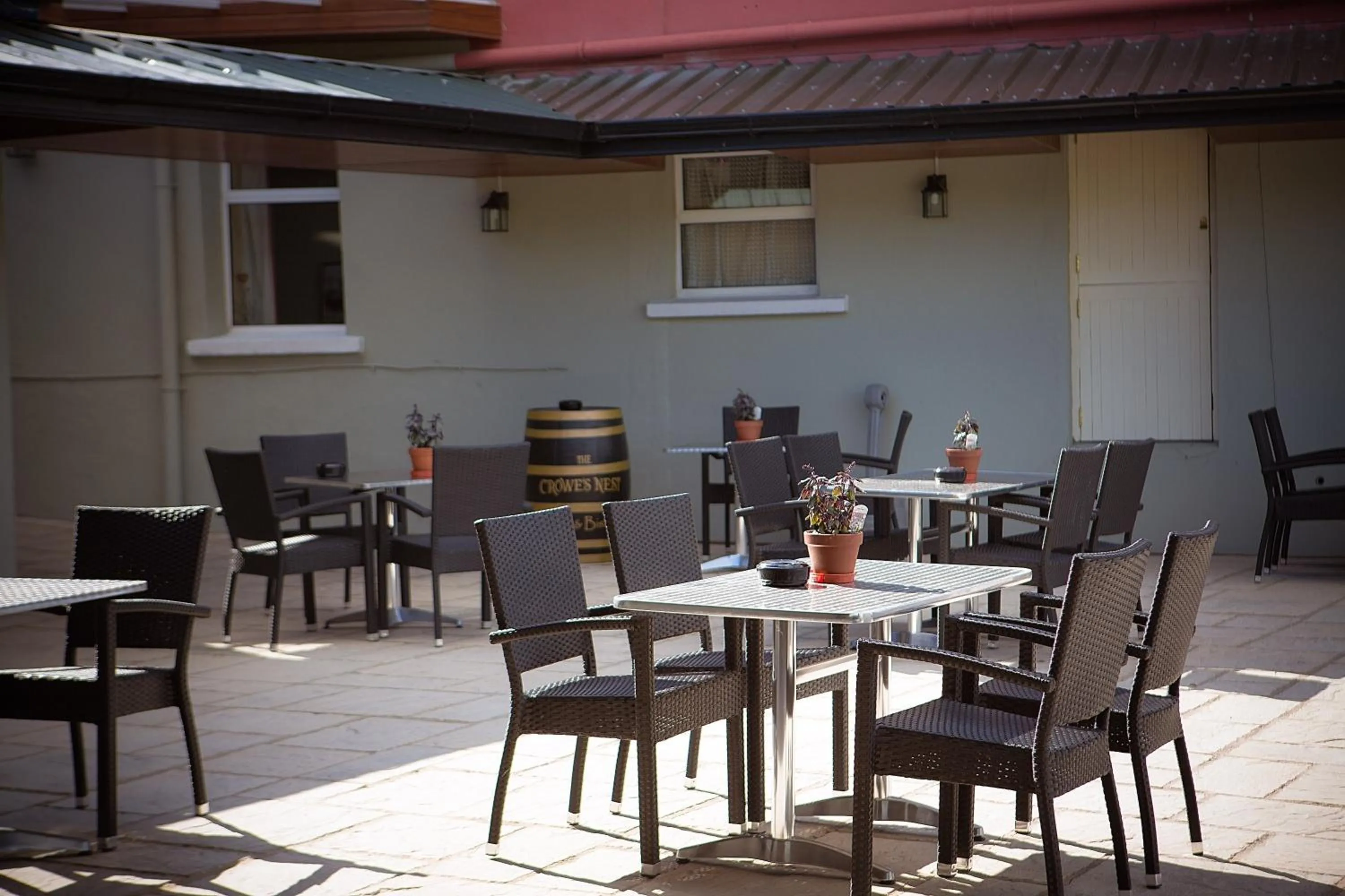 Patio in Ryan's Hotel