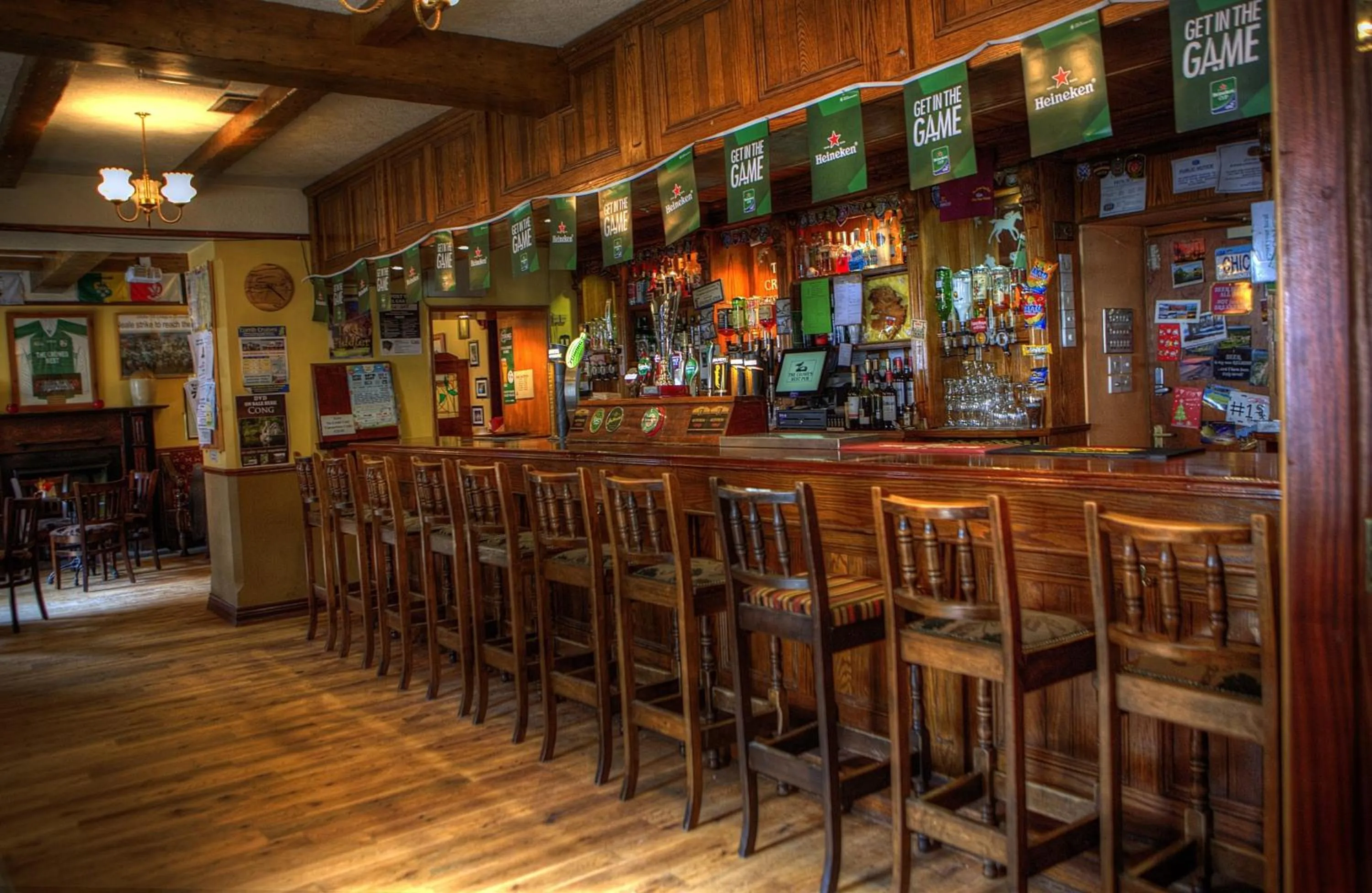 Lounge or bar in Ryan's Hotel