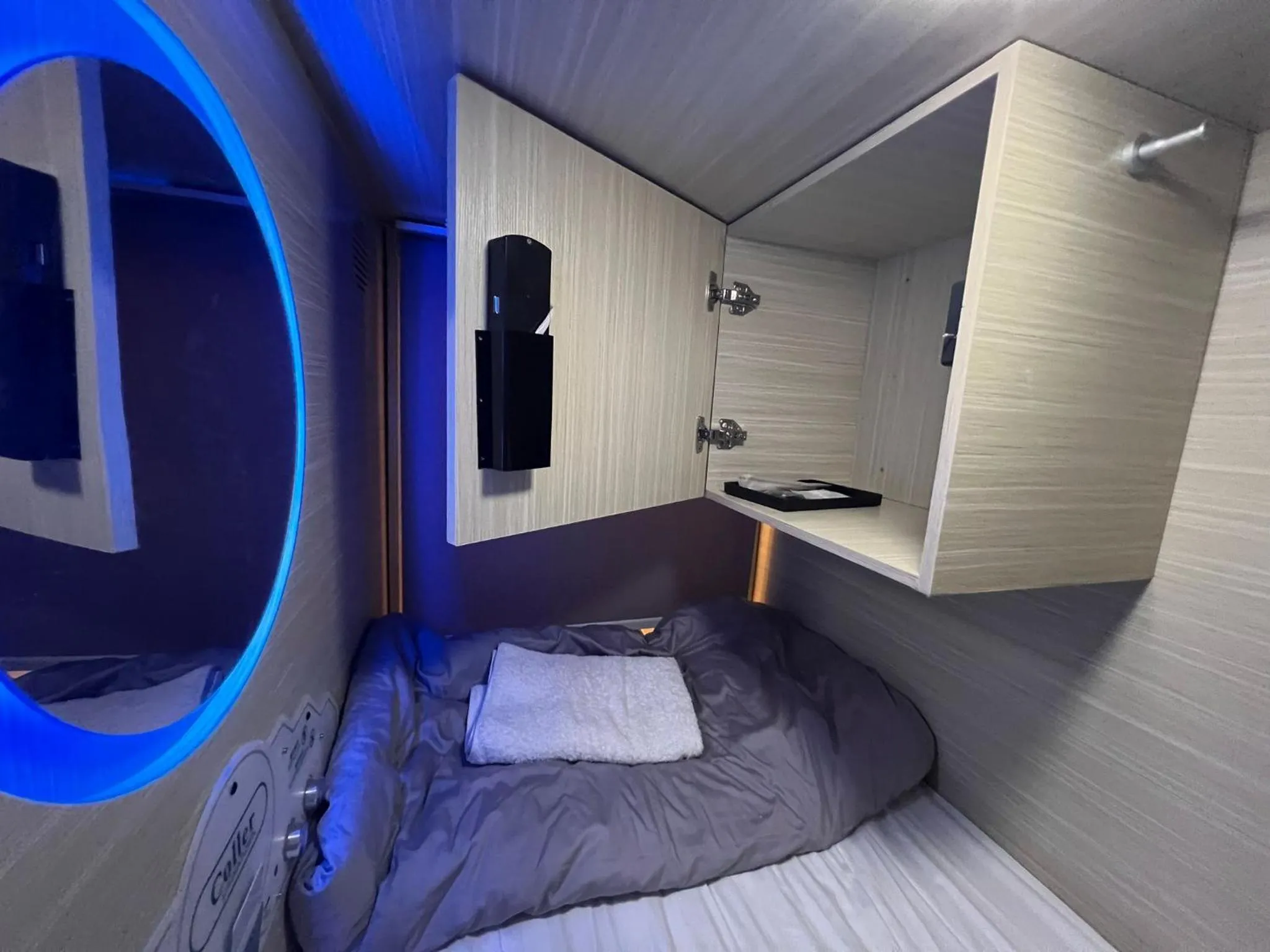 Bed in Coller Chinatown