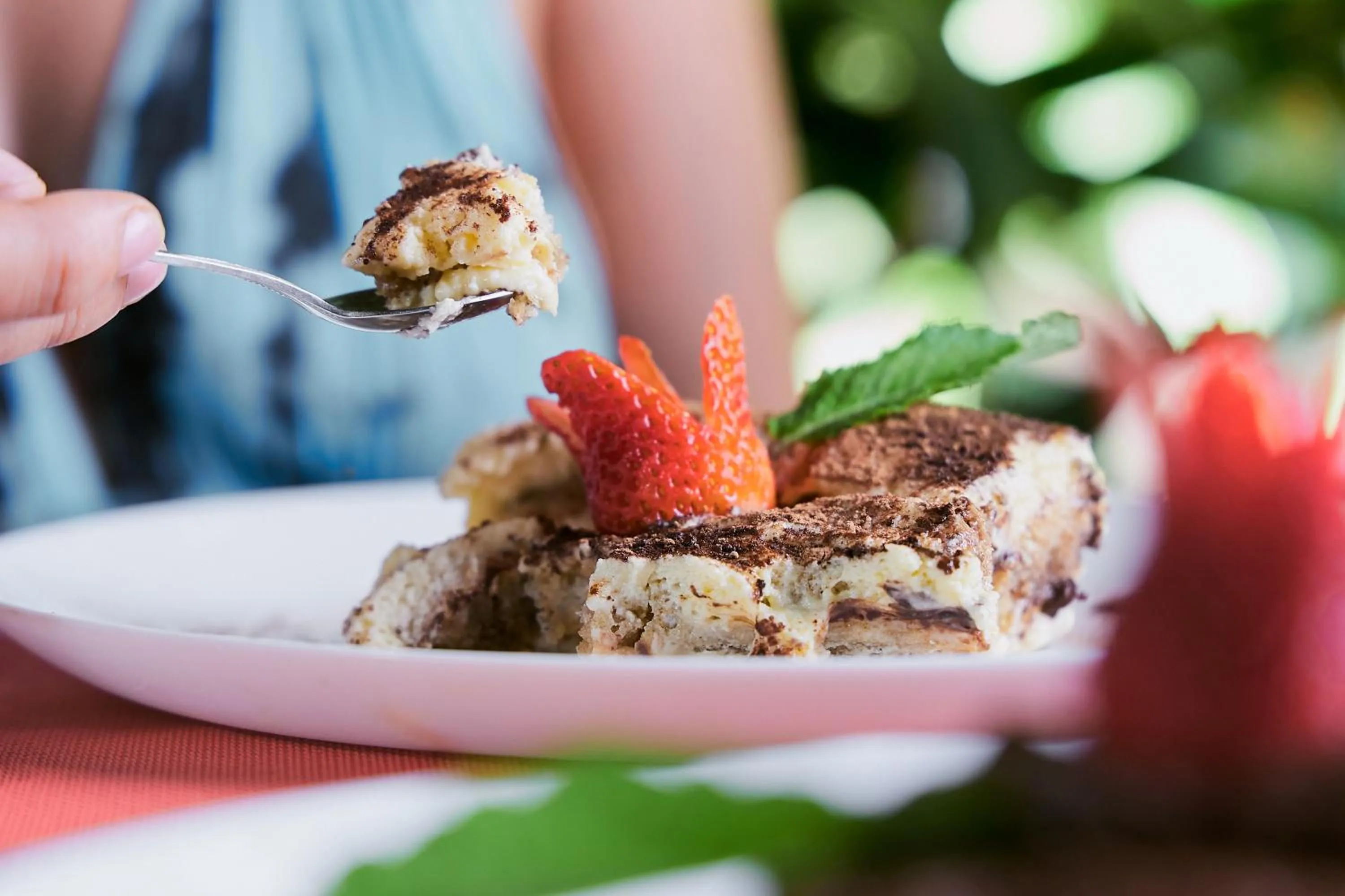 Restaurant/places to eat in Shawandha Lodge