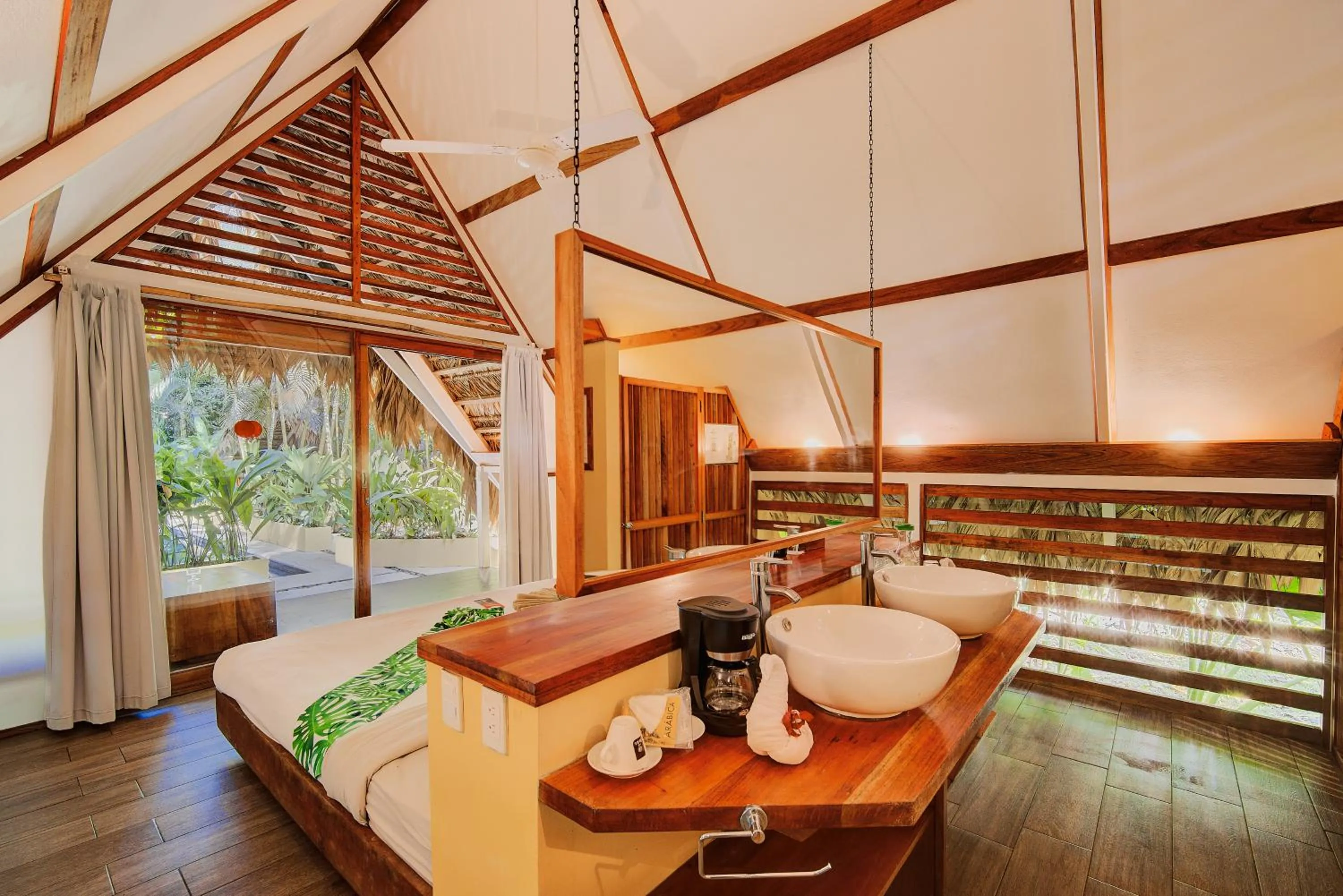 Bathroom in Hotel Shawandha Costa Rica