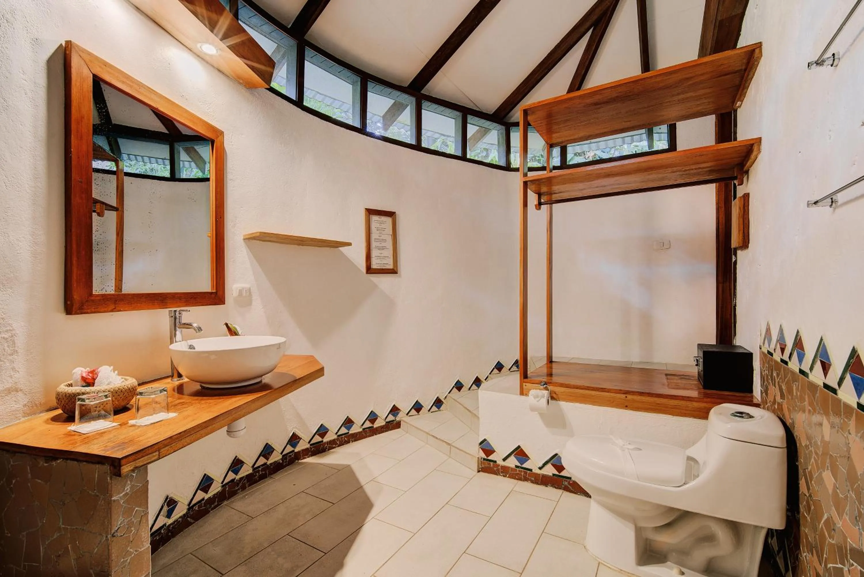 Bathroom in Hotel Shawandha Costa Rica