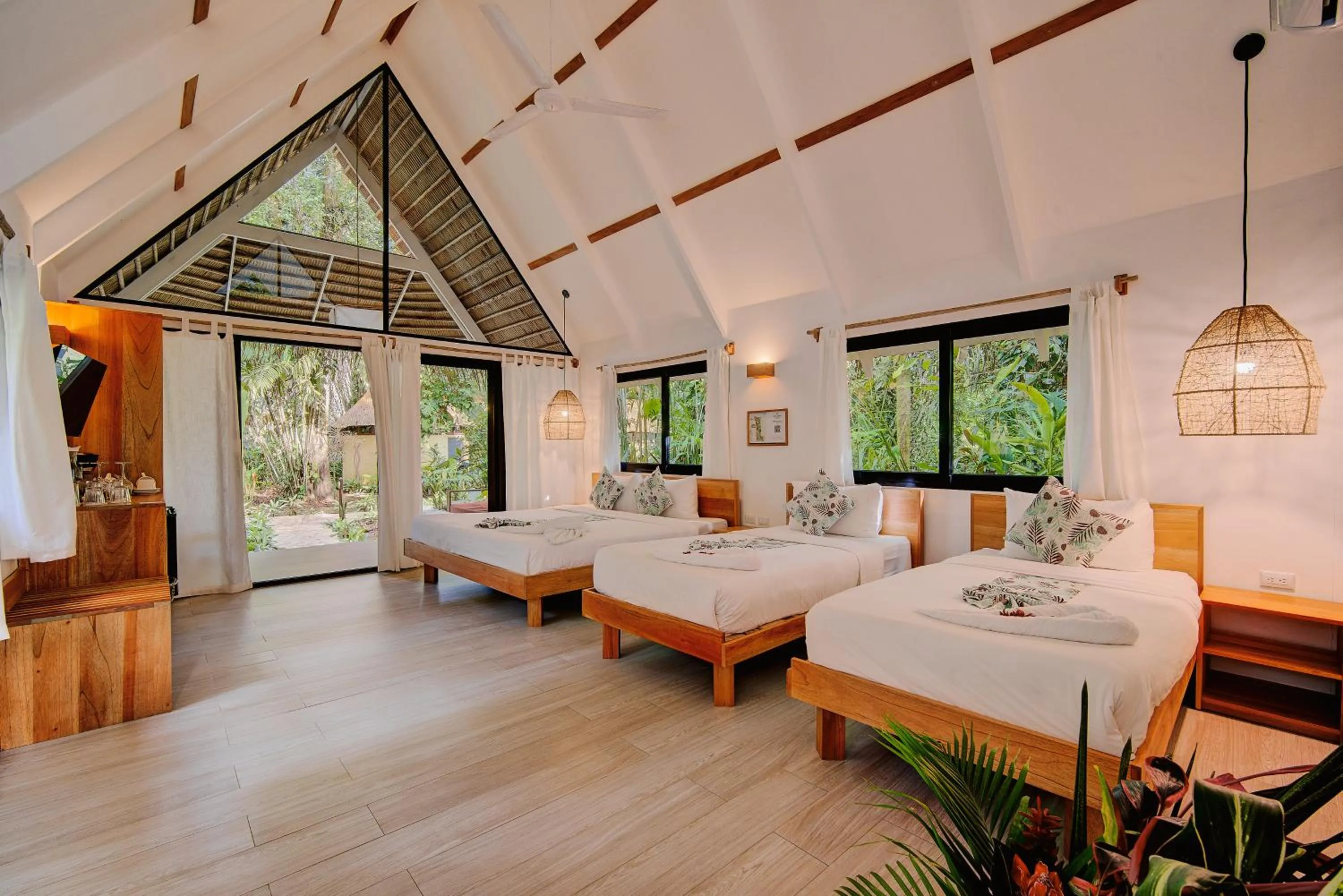 Bed in Hotel Shawandha Costa Rica