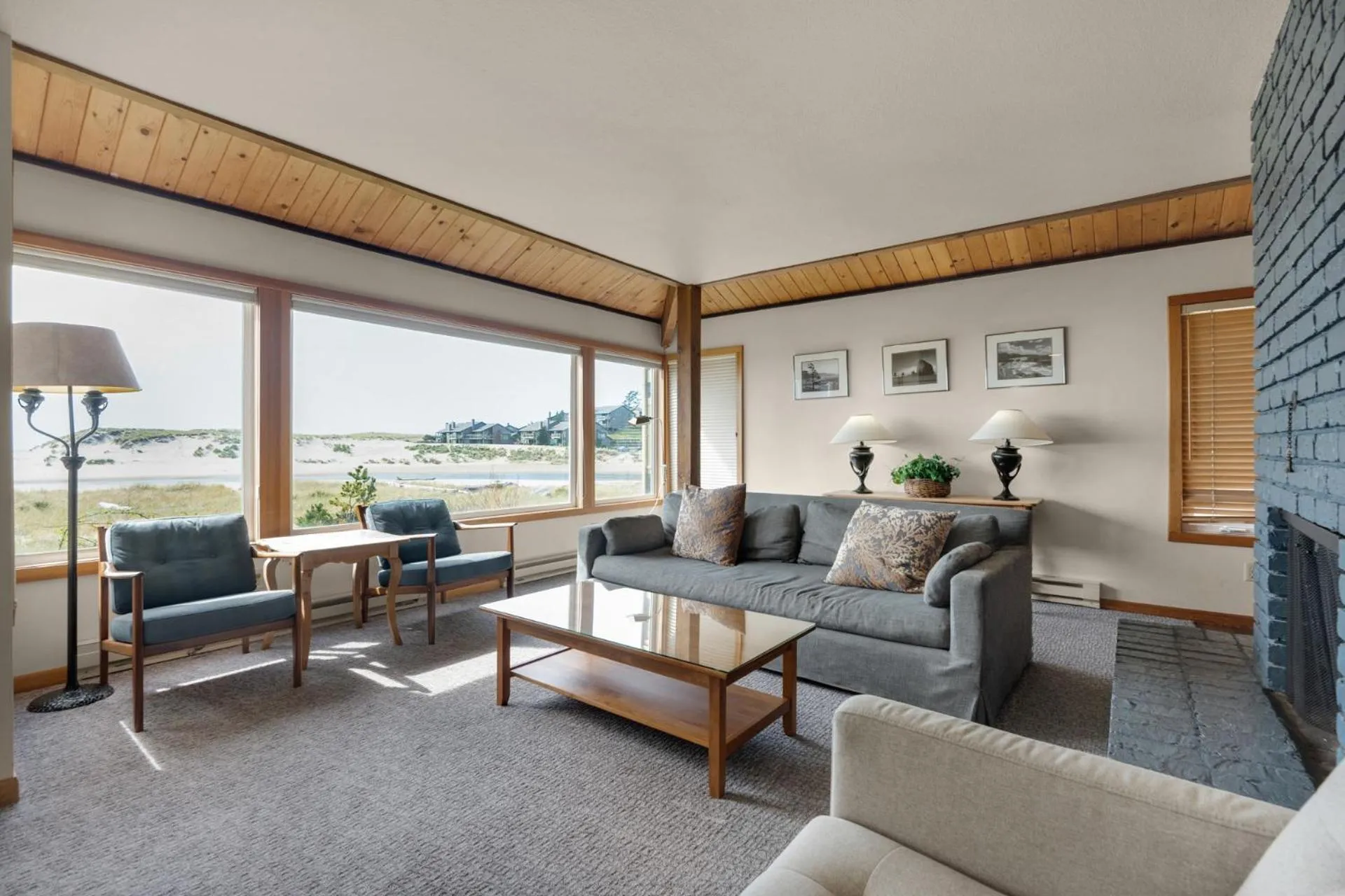 Living room in The Waves