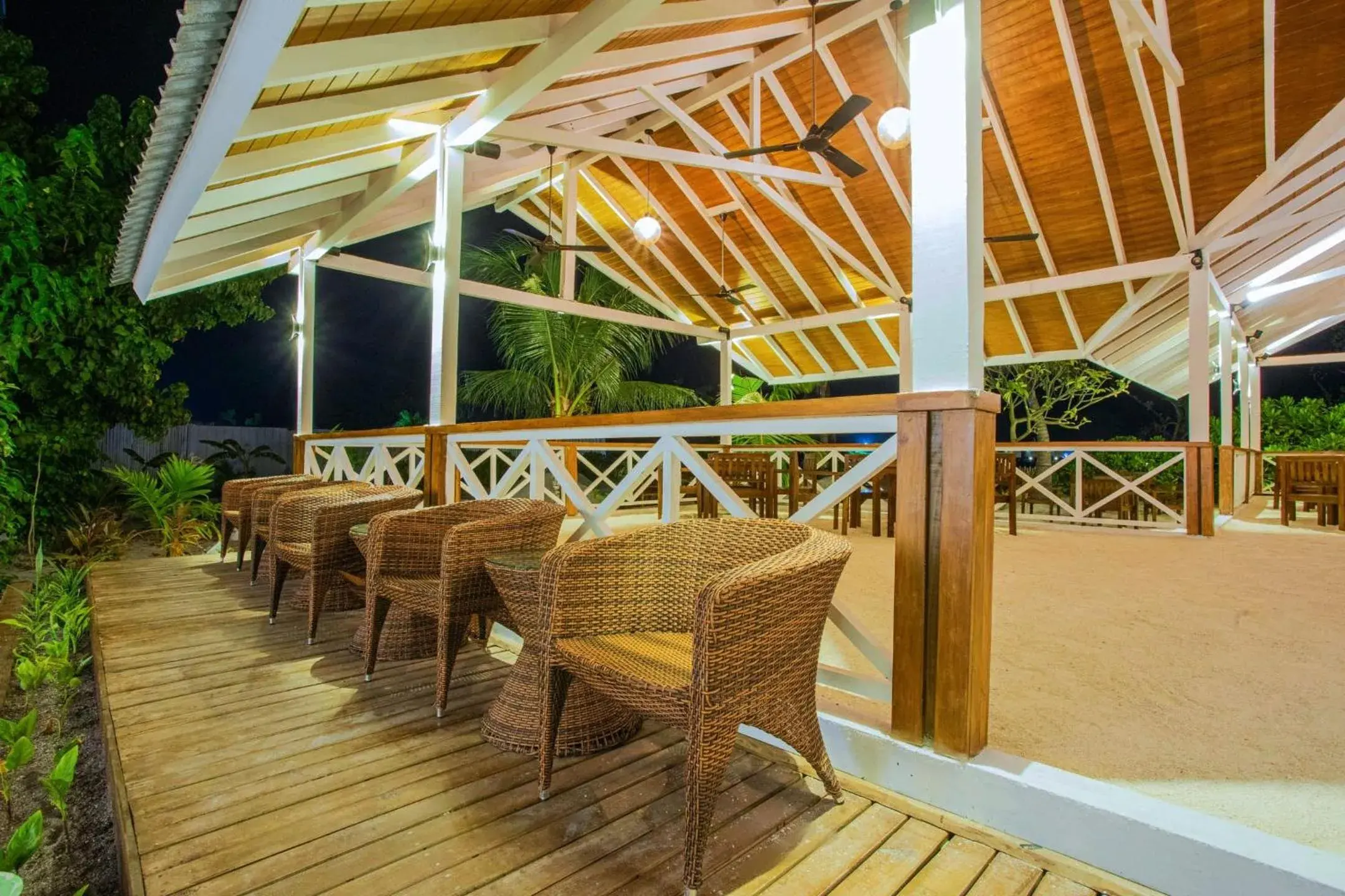 Restaurant/places to eat in Beach Hotel Guraidhoo Restaurant/places to eat in Beach Hotel Guraidhoo