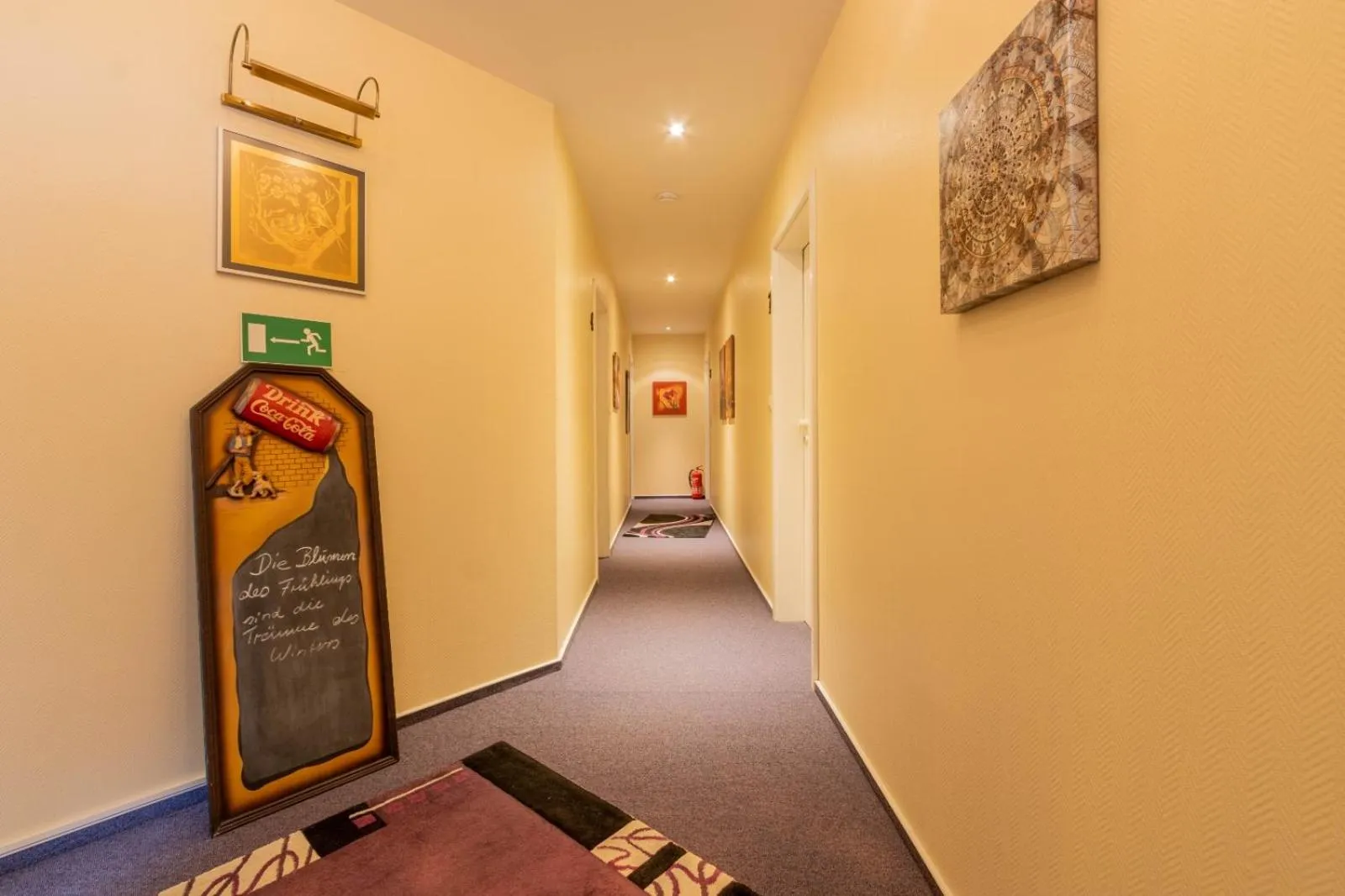 Facade/entrance in MonAppart Hotel