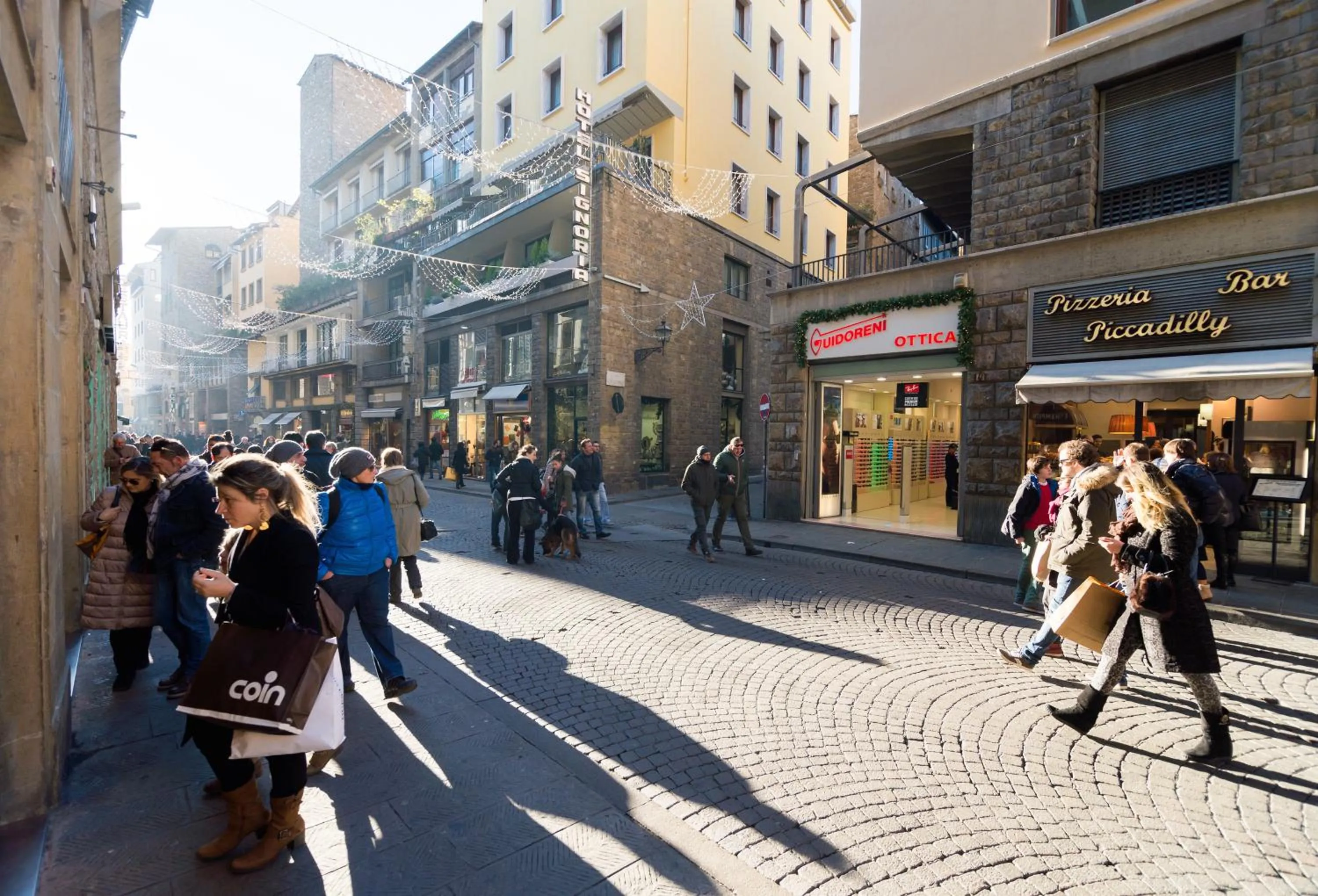 Facade/entrance in Firenze Rentals Ponte Vecchio Flat