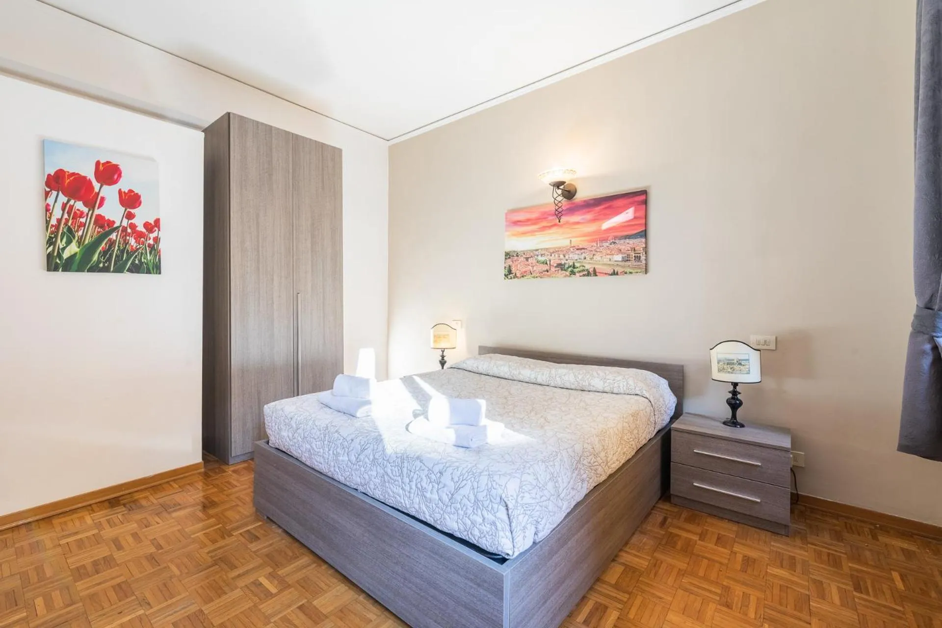 Bed in Firenze Rentals Ponte Vecchio Flat