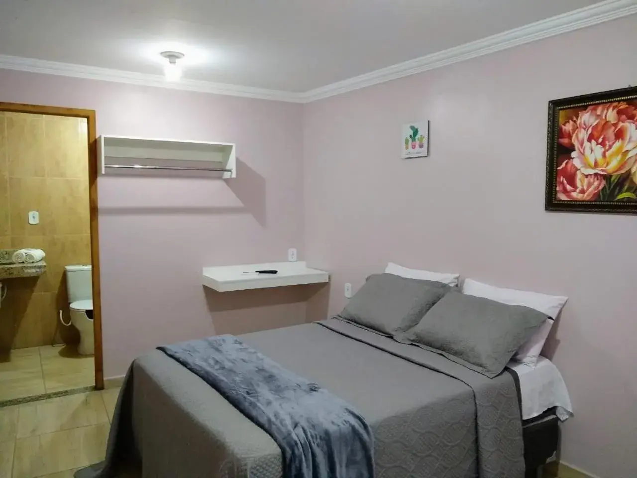 Budget Double Room in Pousada Maresia Costa Azul Budget Double Room in Pousada Maresia Costa Azul
