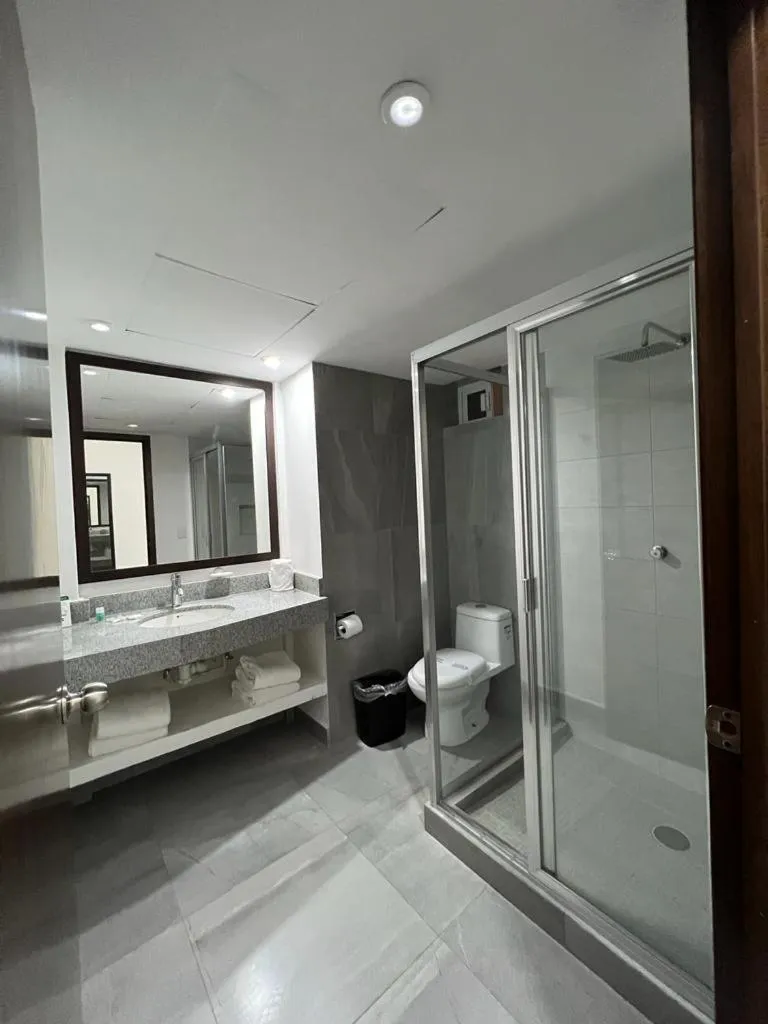 Bathroom in Solamar Inn Mazatlan