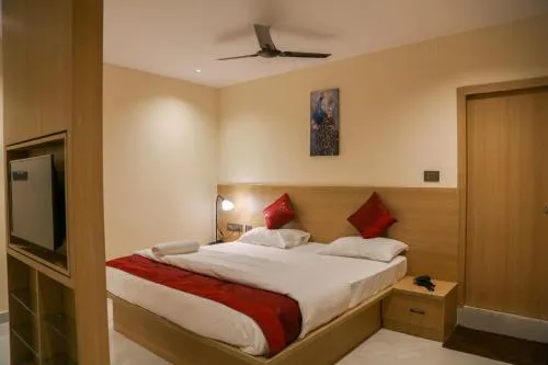 Lumis studio apartment