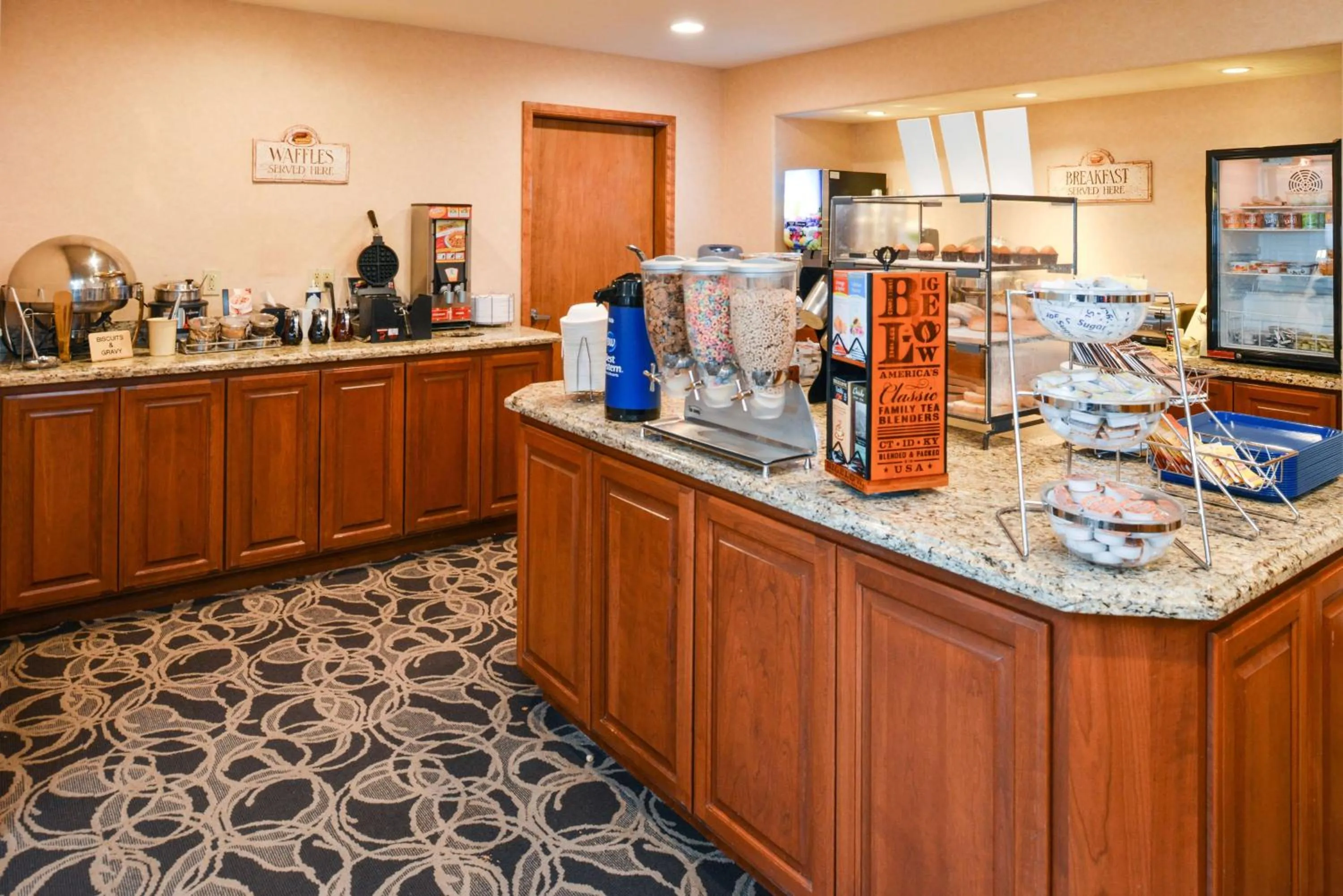 Restaurant/places to eat in Best Western Pendleton Inn