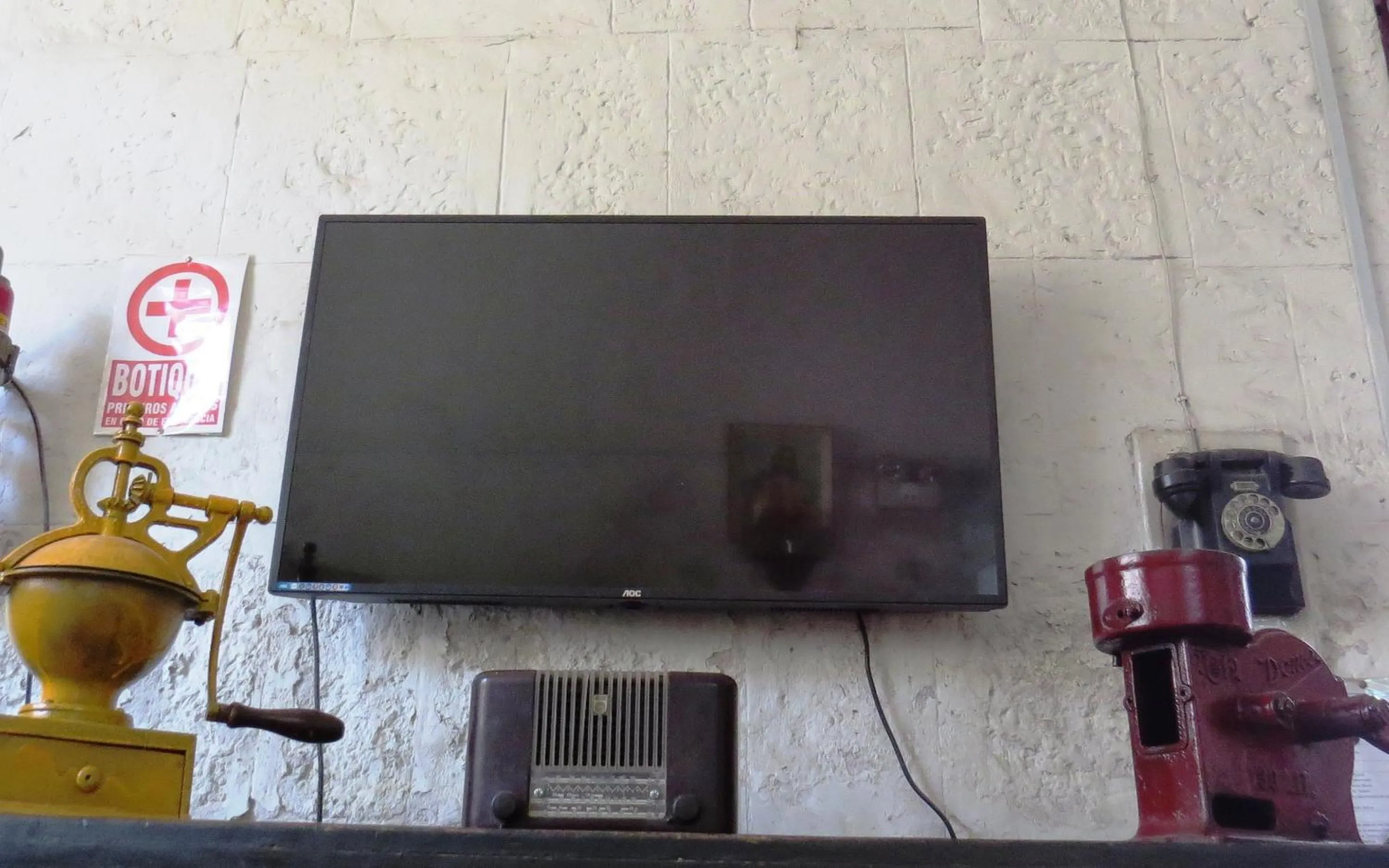 Communal lounge/ TV room in Gran Hotel