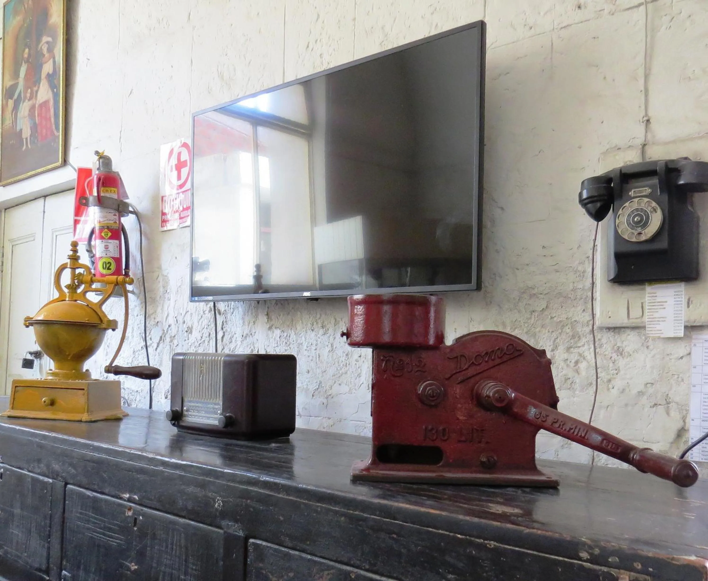 Communal lounge/ TV room in Gran Hotel