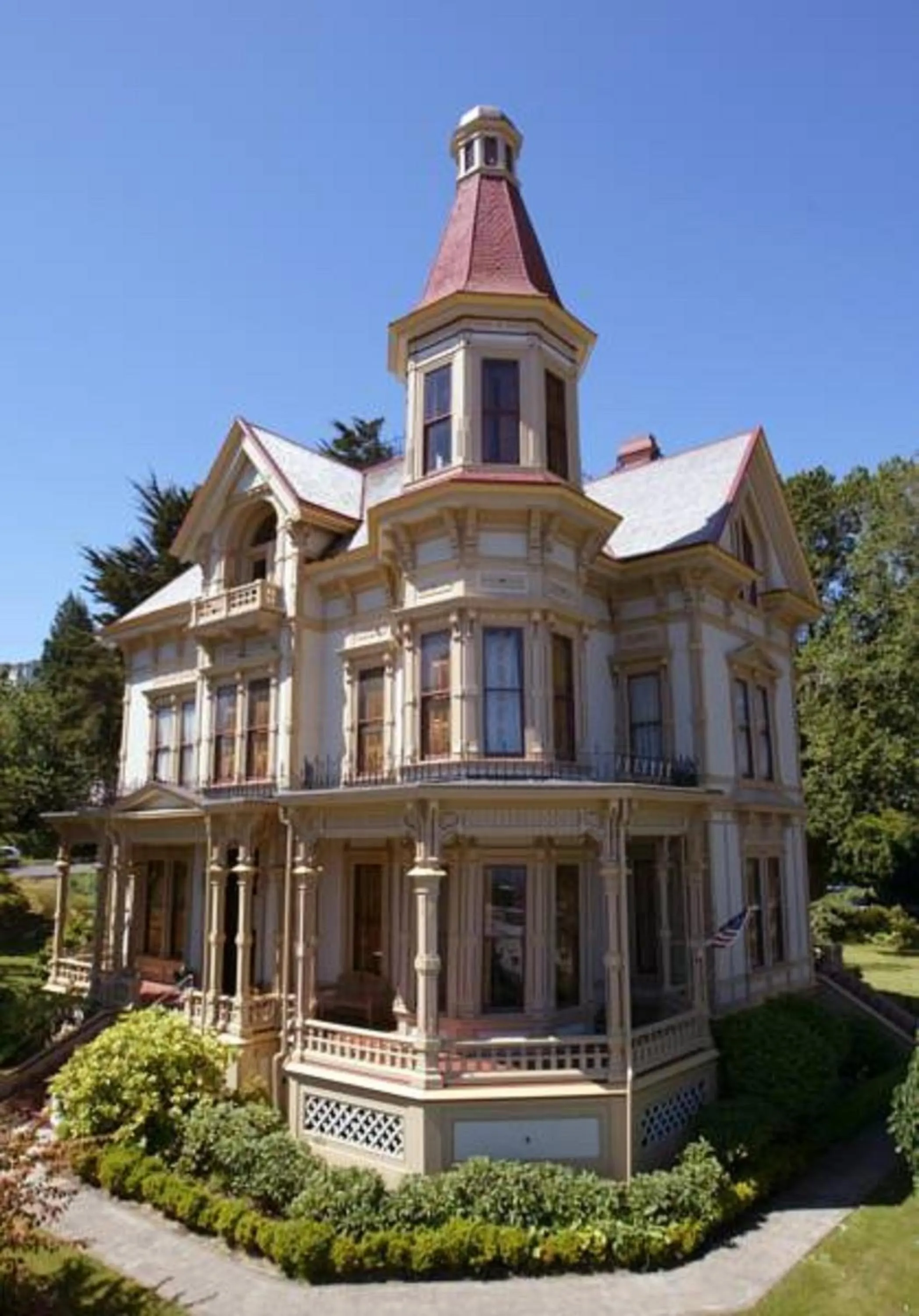 Facade/entrance in Hotel Elliott