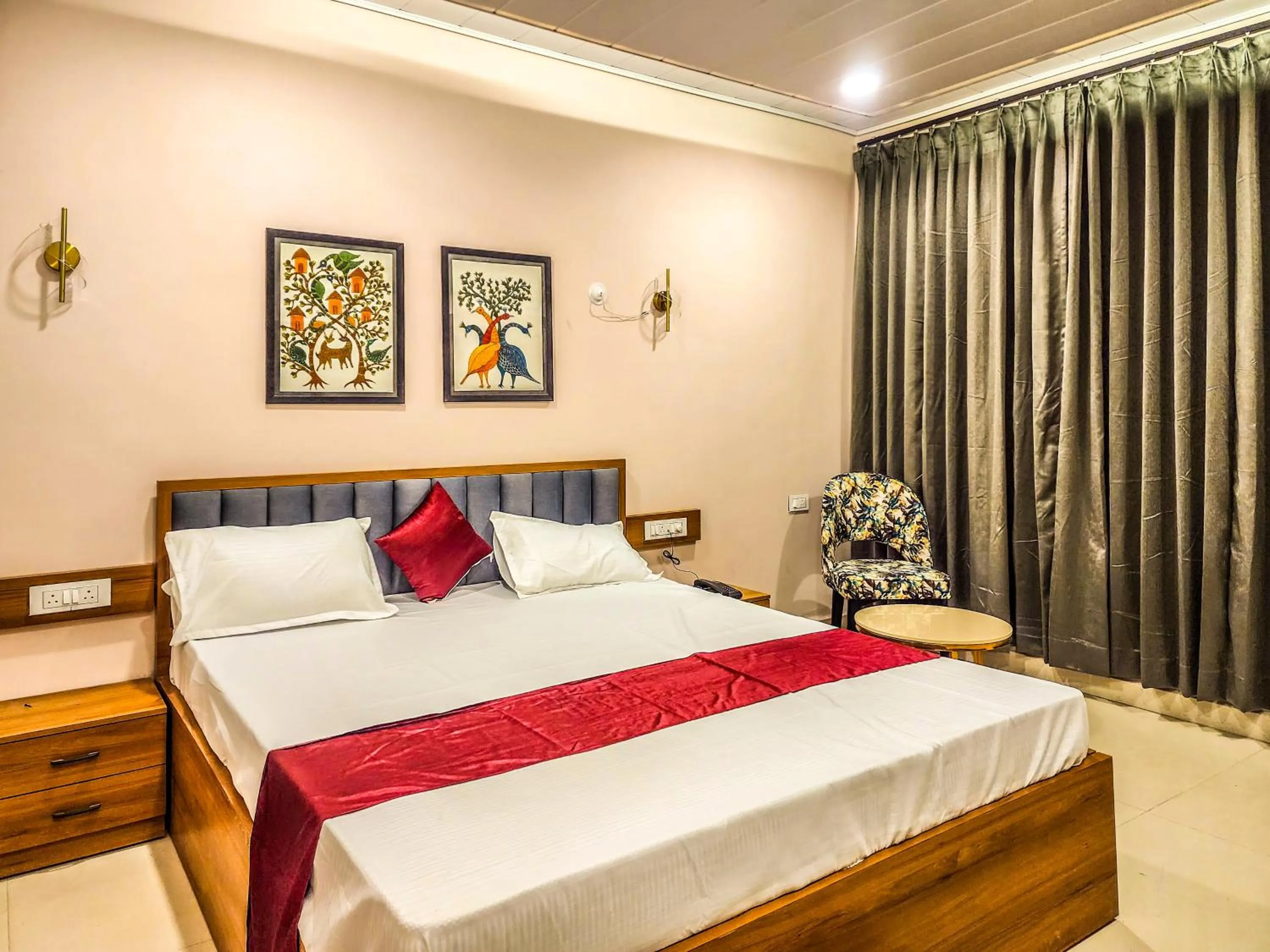 Bedroom, Bed in Shivani Imperial Hotel & Banquet