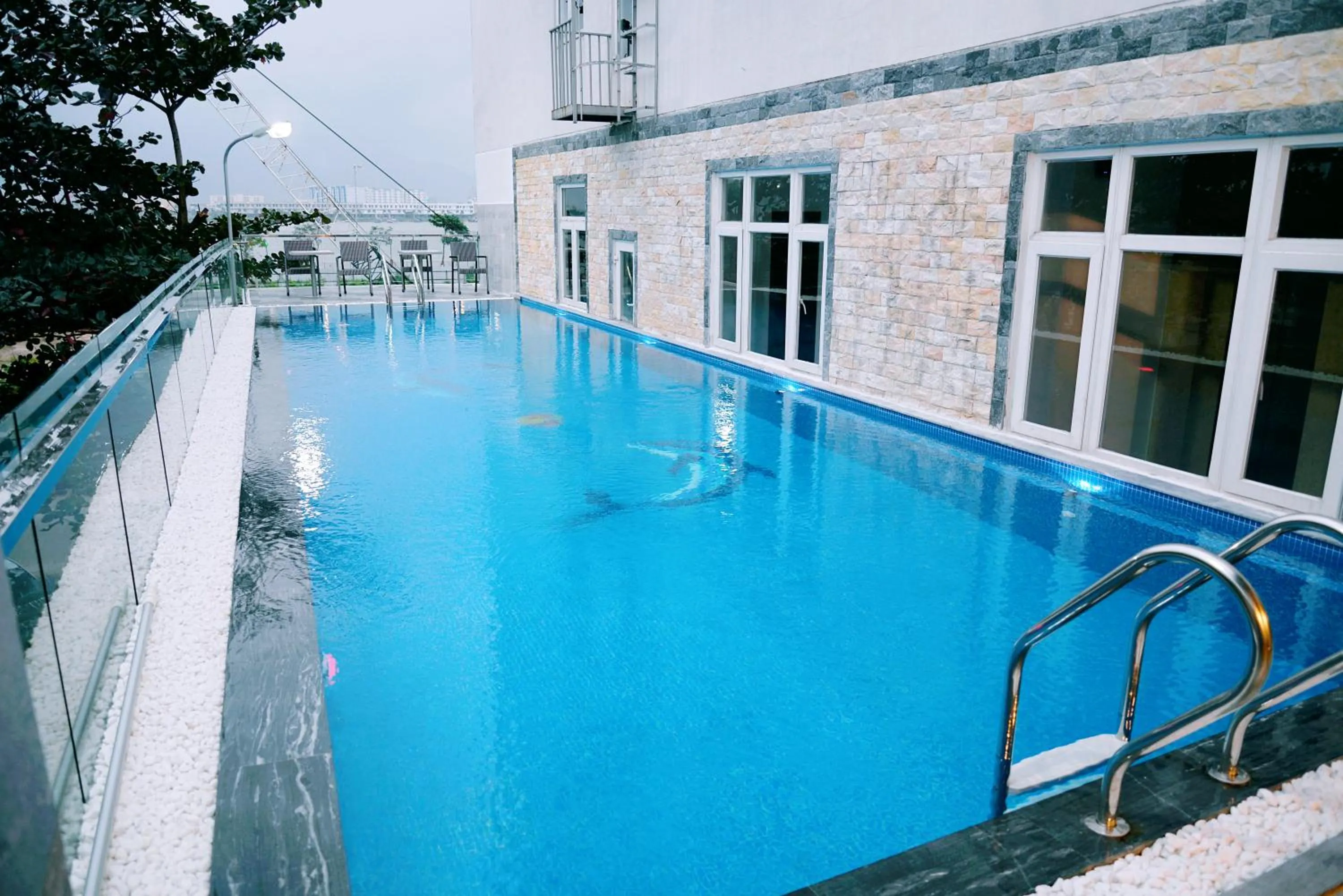 Swimming pool in Night Sky Hotel