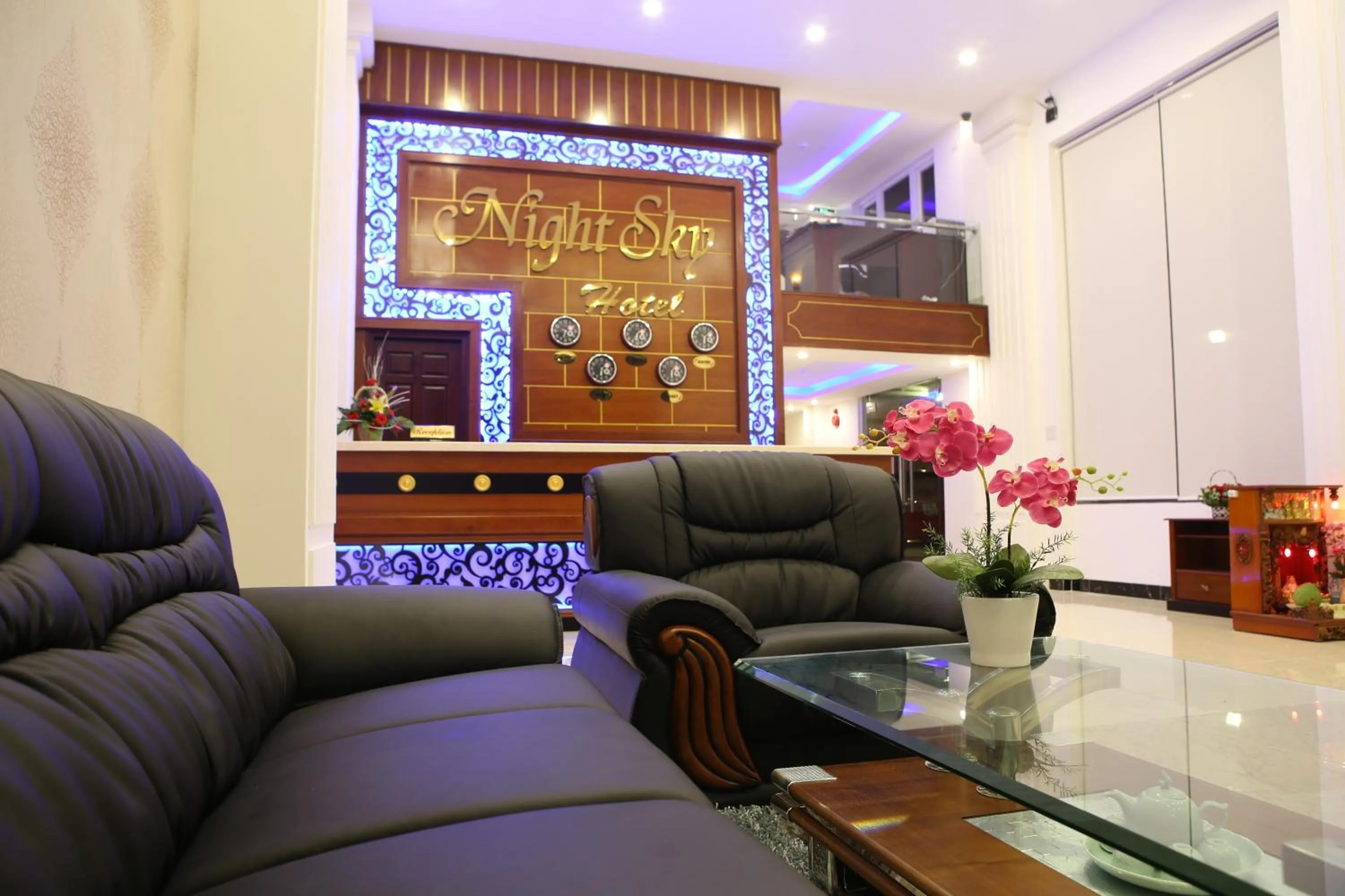 Lobby or reception in Night Sky Hotel