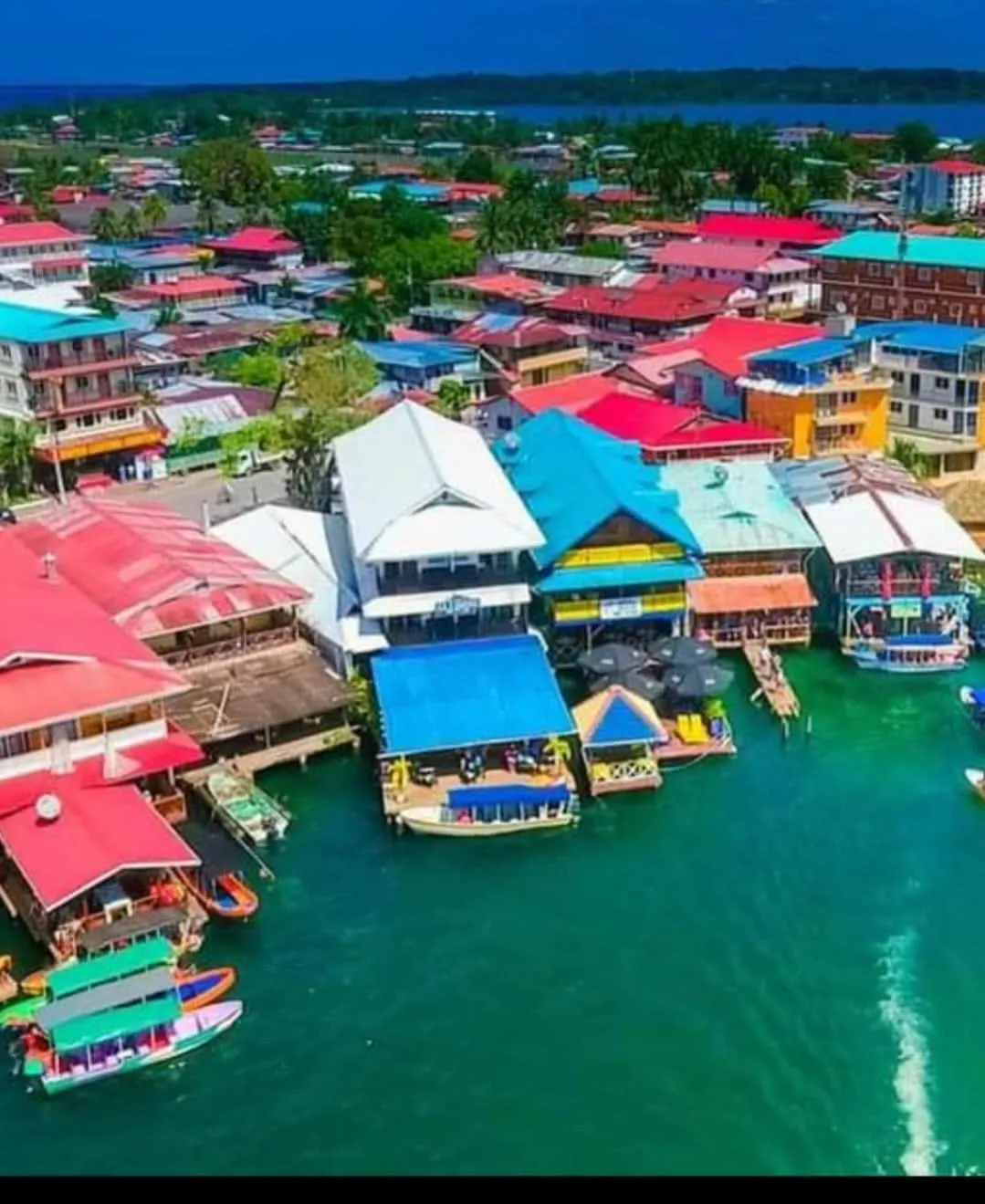 Property building in Hotel Paraiso Caribeño