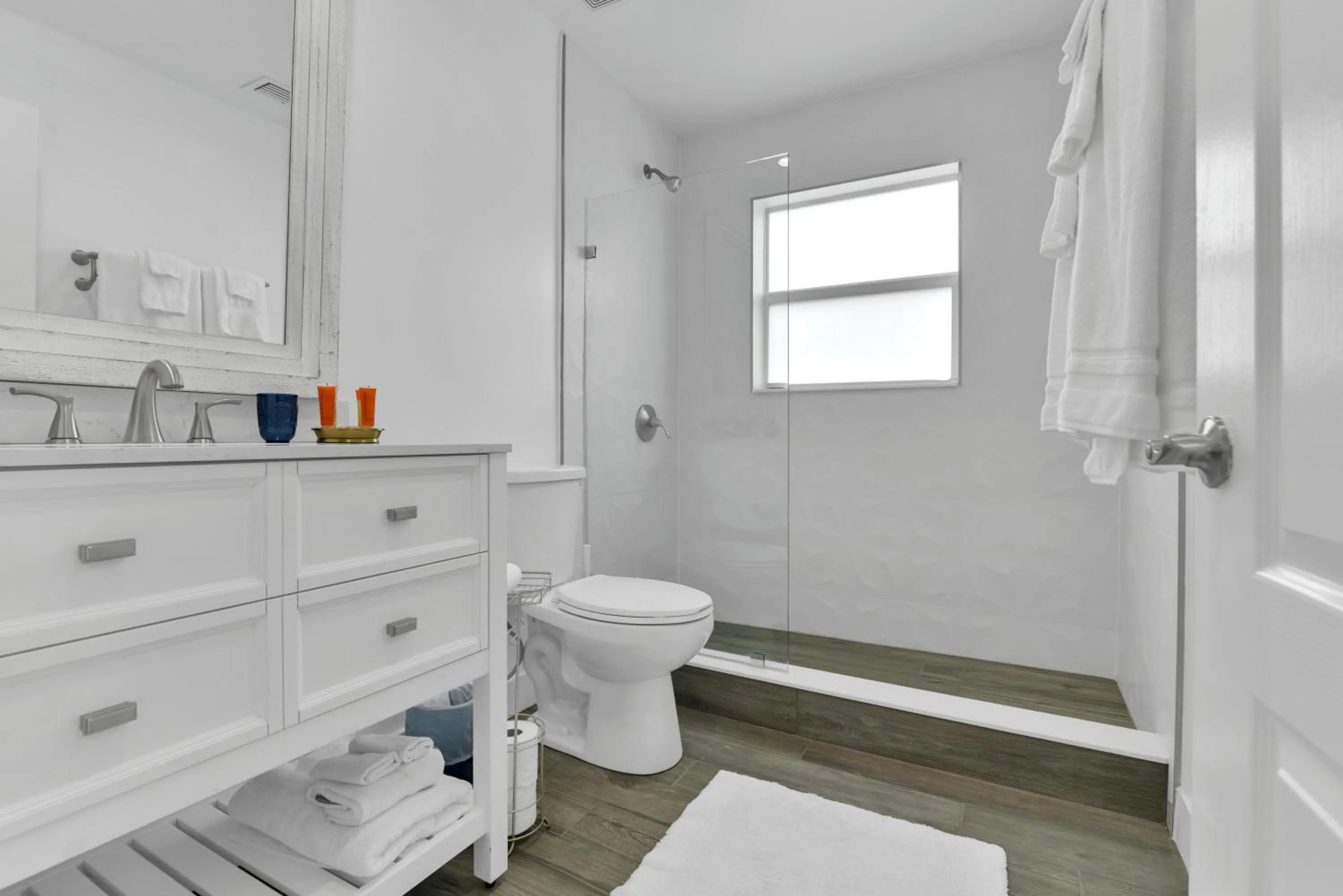 Shower in The Shores Hotel