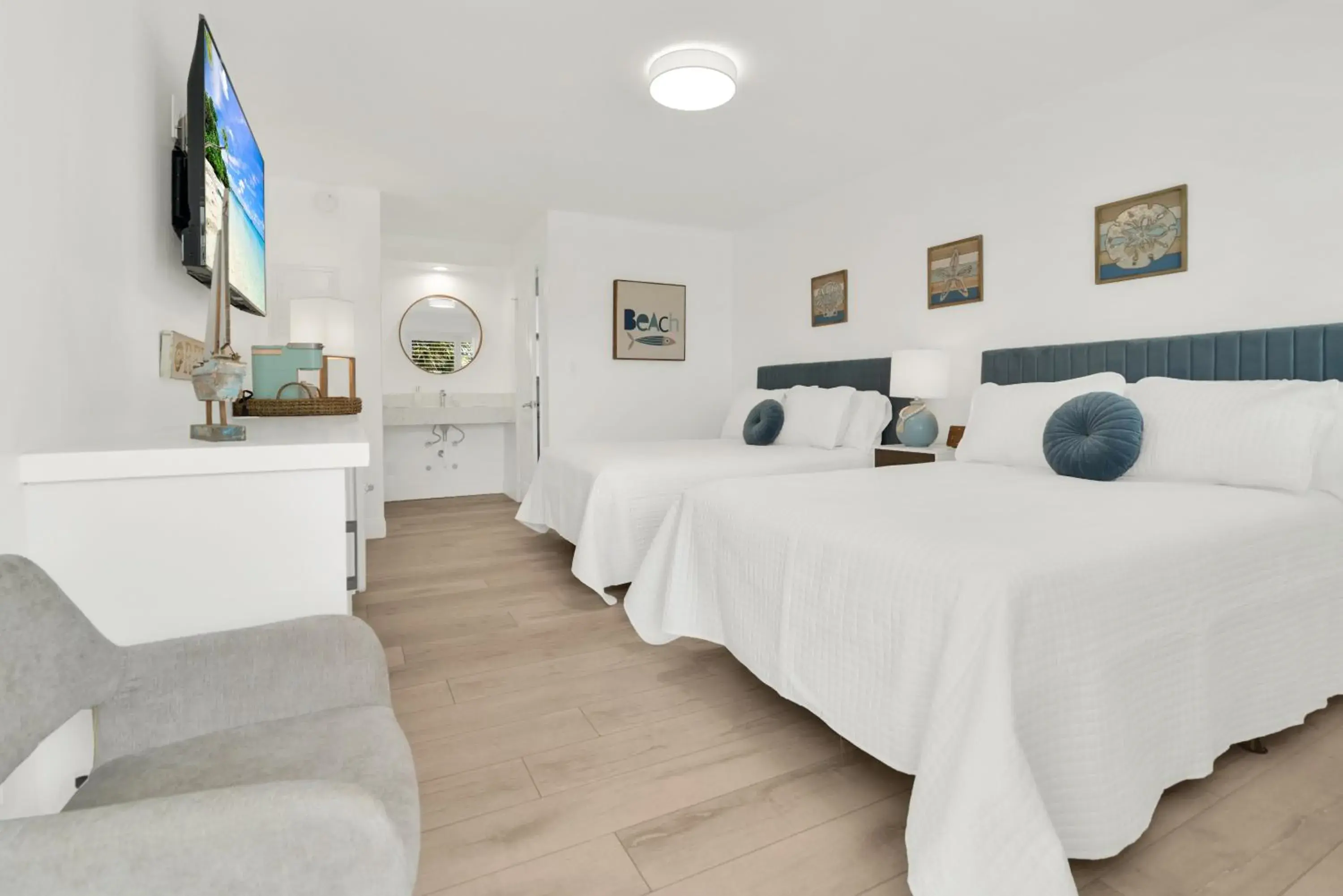 The Shores Hotel The Shores Hotel