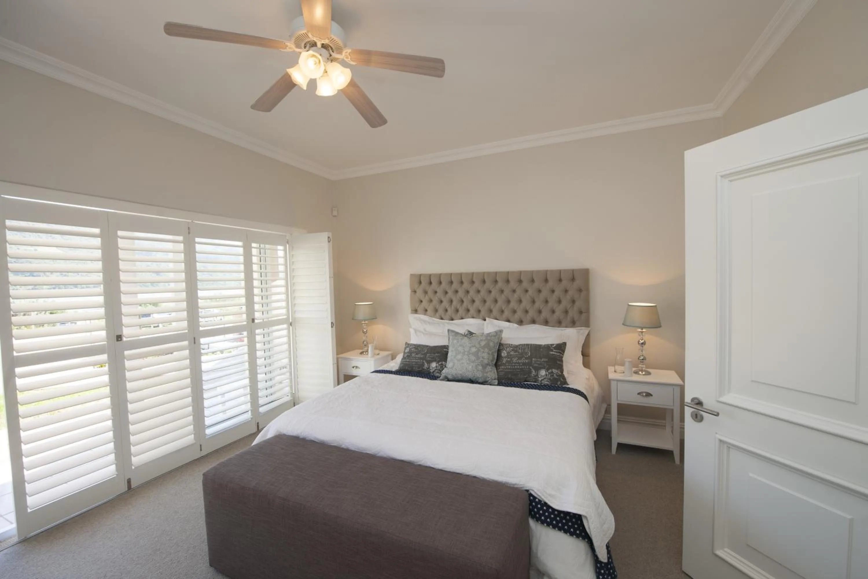 Bedroom, Bed in Bollard Bay House